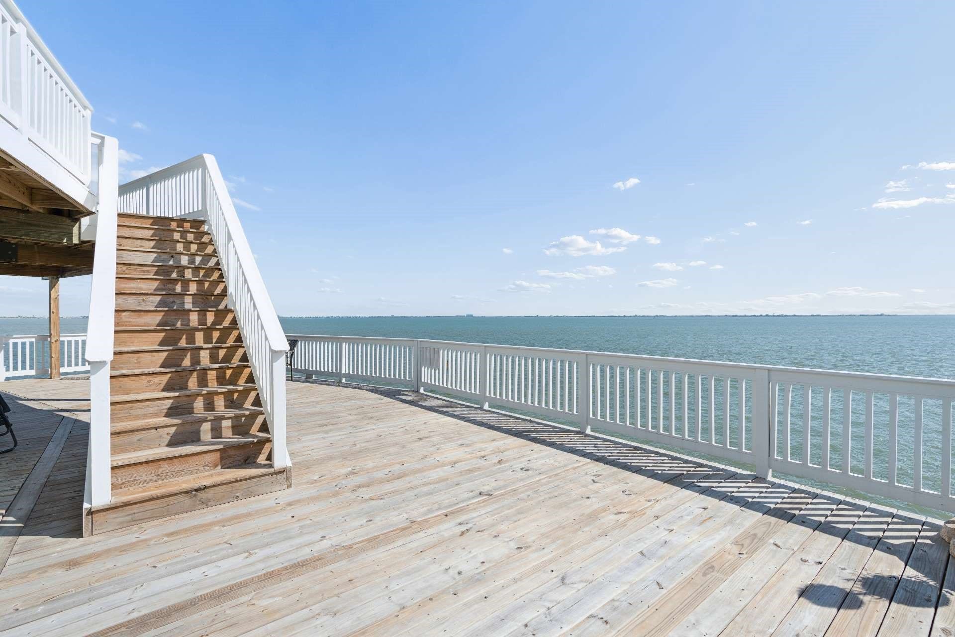 106 Quayside Drive, Tiki Island, TX 77554 106 Quayside Drive, Tiki Island, TX 77554