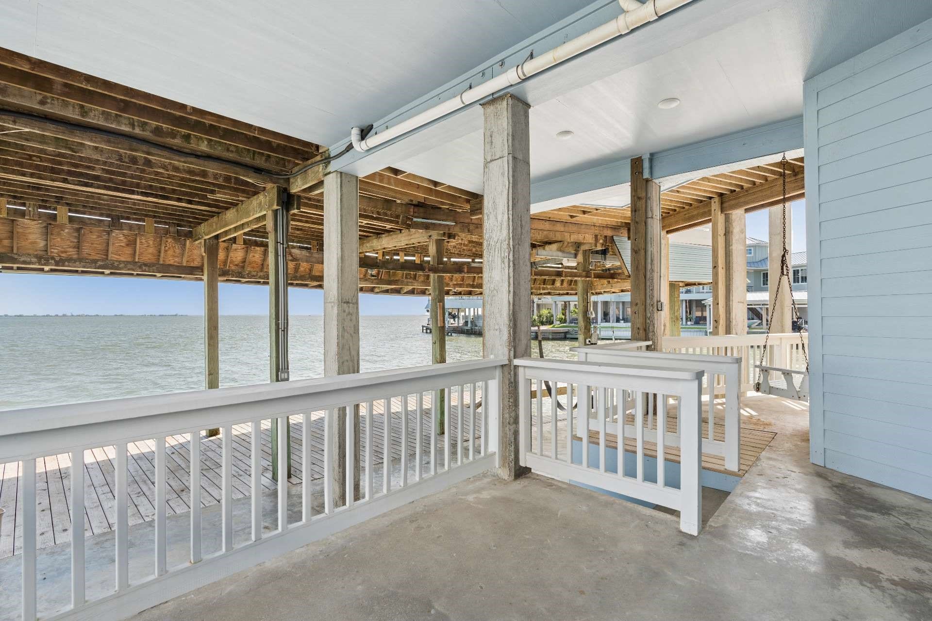 106 Quayside Drive, Tiki Island, TX 77554 106 Quayside Drive, Tiki Island, TX 77554