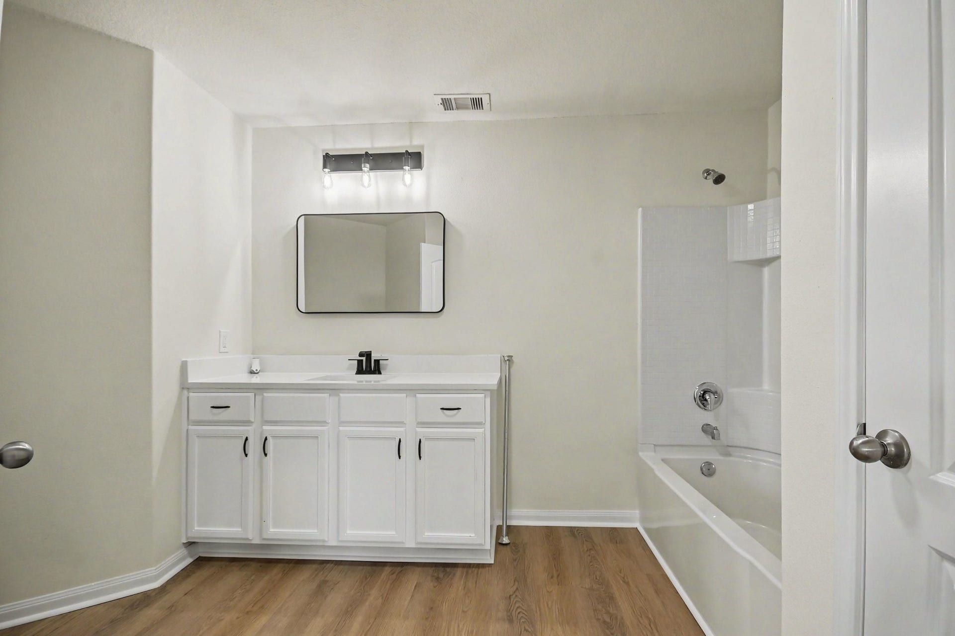 12129 Trawler Pl Place, Texas City, TX 77568 12129 Trawler Pl Place, Texas City, TX 77568