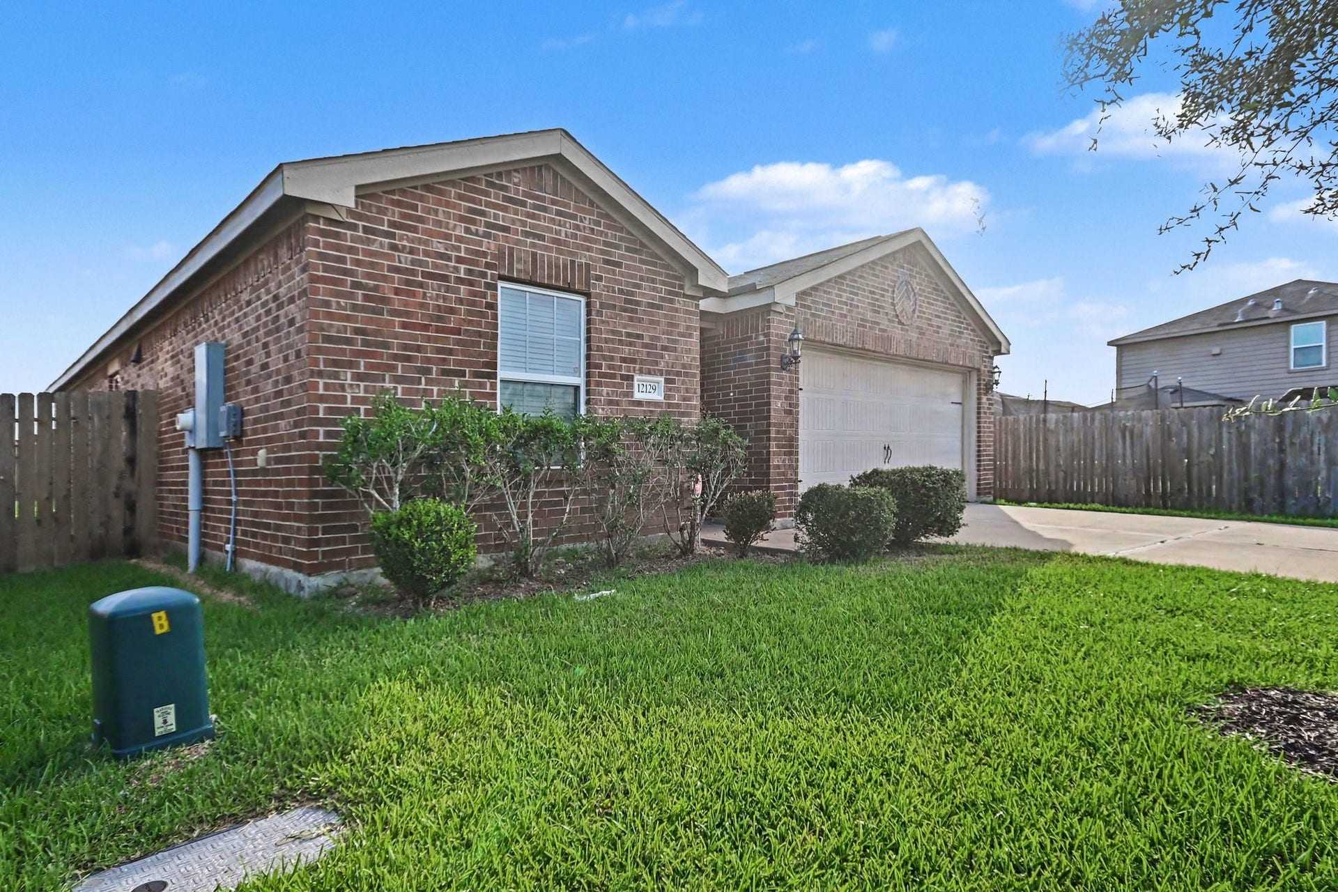 12129 Trawler Pl Place, Texas City, TX 77568 12129 Trawler Pl Place, Texas City, TX 77568