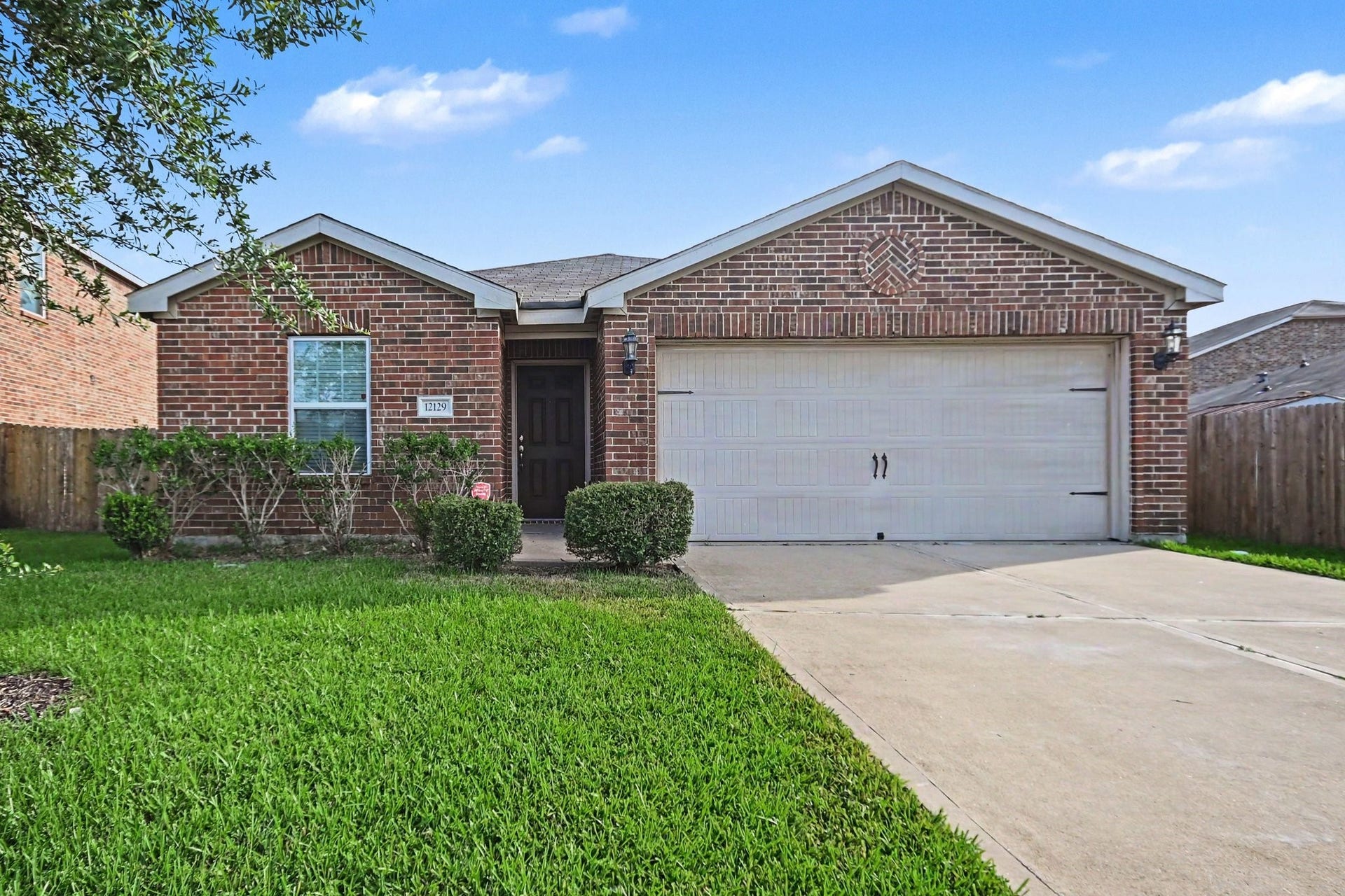 12129 Trawler Pl Place, Texas City, TX 77568 12129 Trawler Pl Place, Texas City, TX 77568