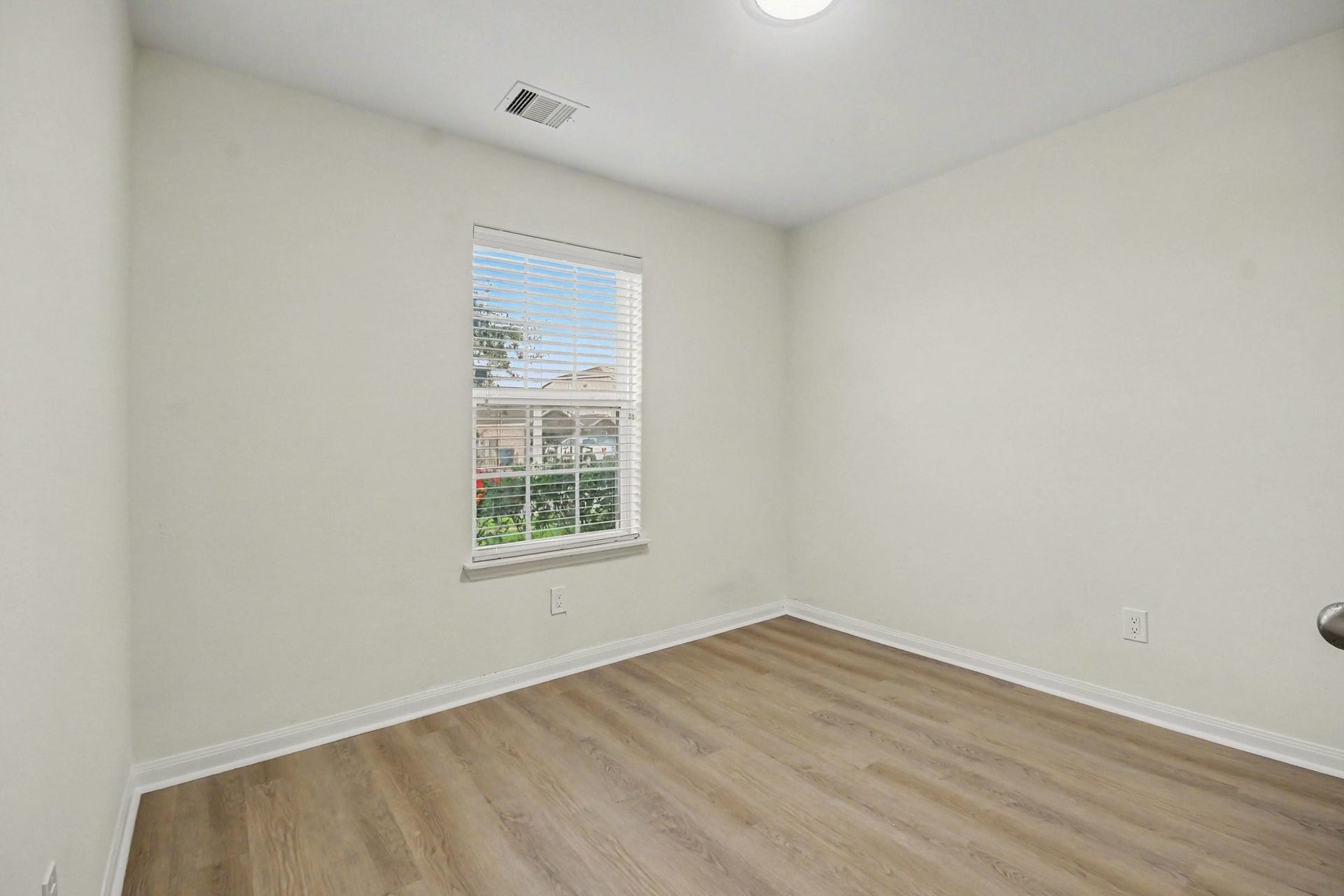 12129 Trawler Pl Place, Texas City, TX 77568 12129 Trawler Pl Place, Texas City, TX 77568