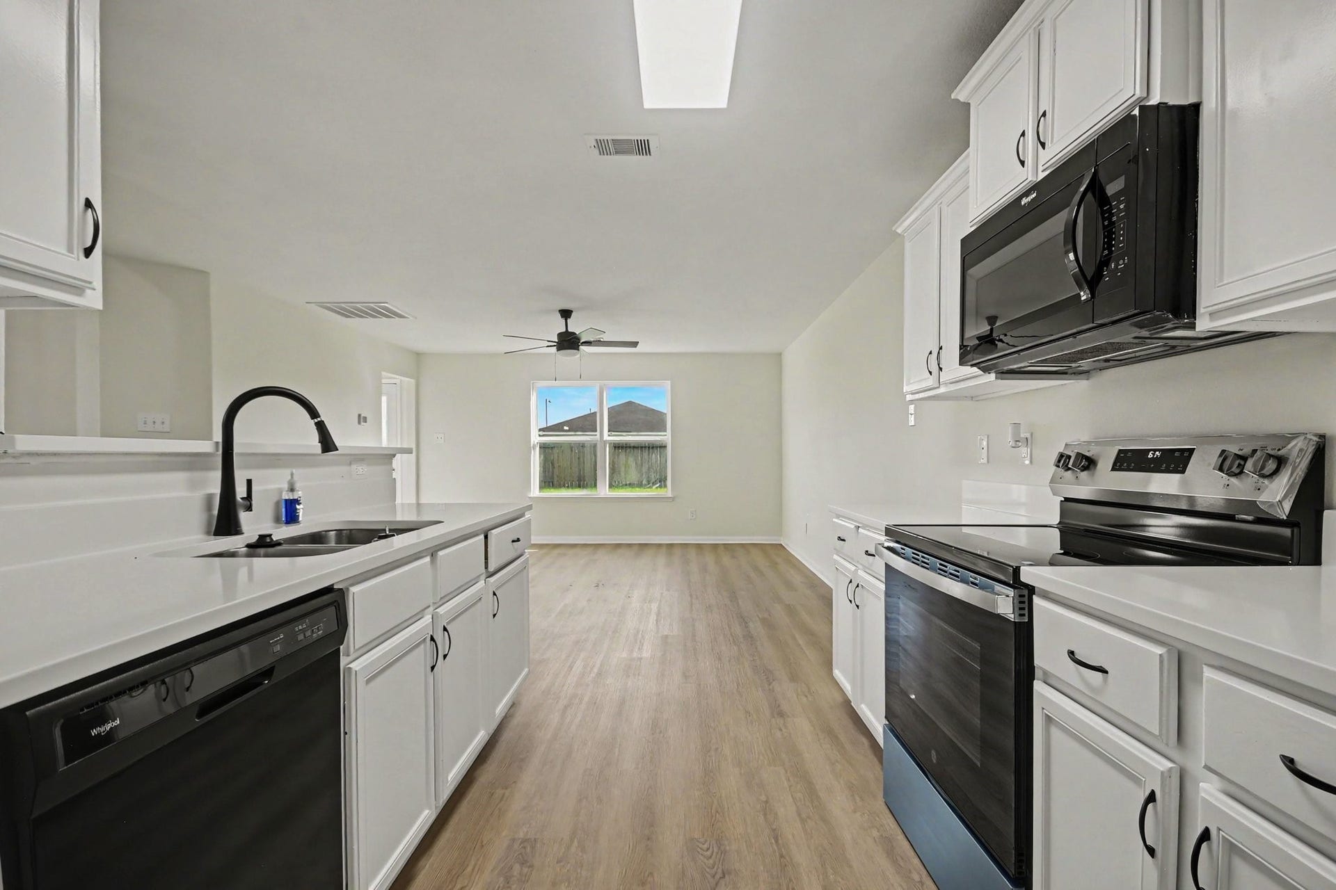 12129 Trawler Pl Place, Texas City, TX 77568 12129 Trawler Pl Place, Texas City, TX 77568