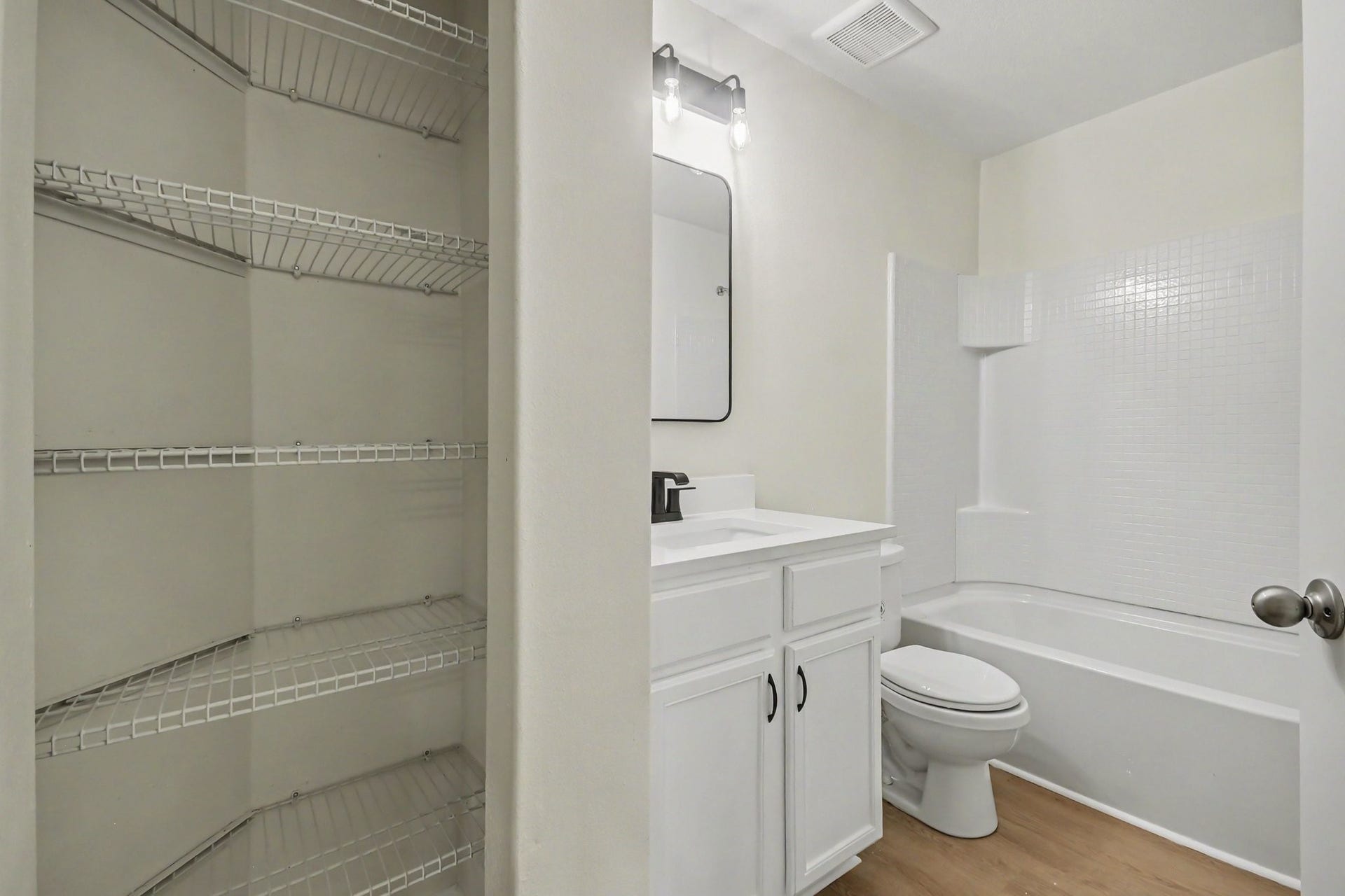 12129 Trawler Pl Place, Texas City, TX 77568 12129 Trawler Pl Place, Texas City, TX 77568