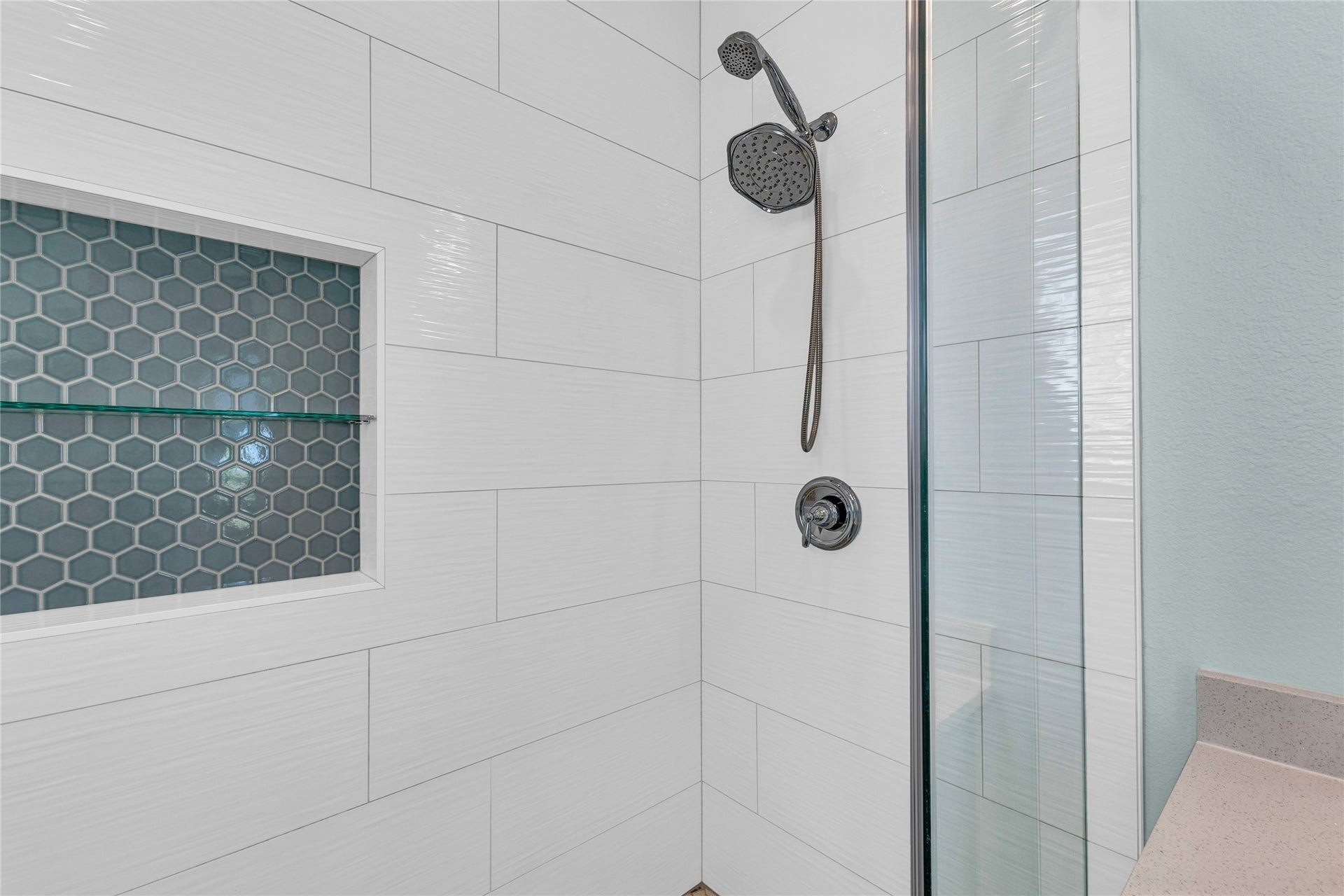 312 Seagrass, Gilchrist, TX 77617 Gorgeous detail!