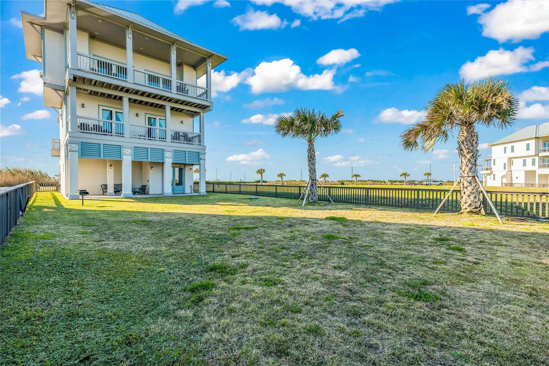 312 Seagrass, Gilchrist, TX 77617 Back yard & views of the house!