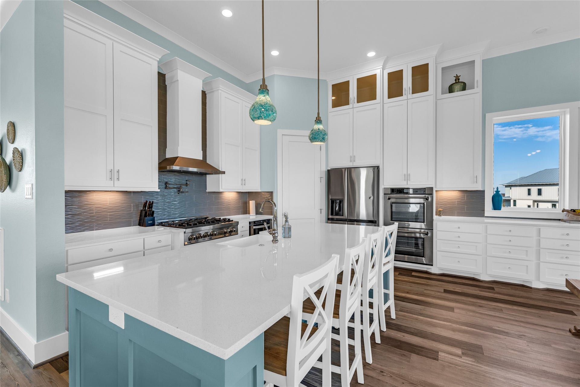 312 Seagrass, Gilchrist, TX 77617 Kitchen