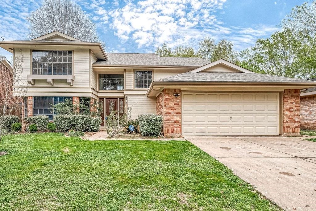 2039 Shorewood Lane, Sugar Land, TX 77479 2039 Shorewood Lane, Sugar Land, TX 77479