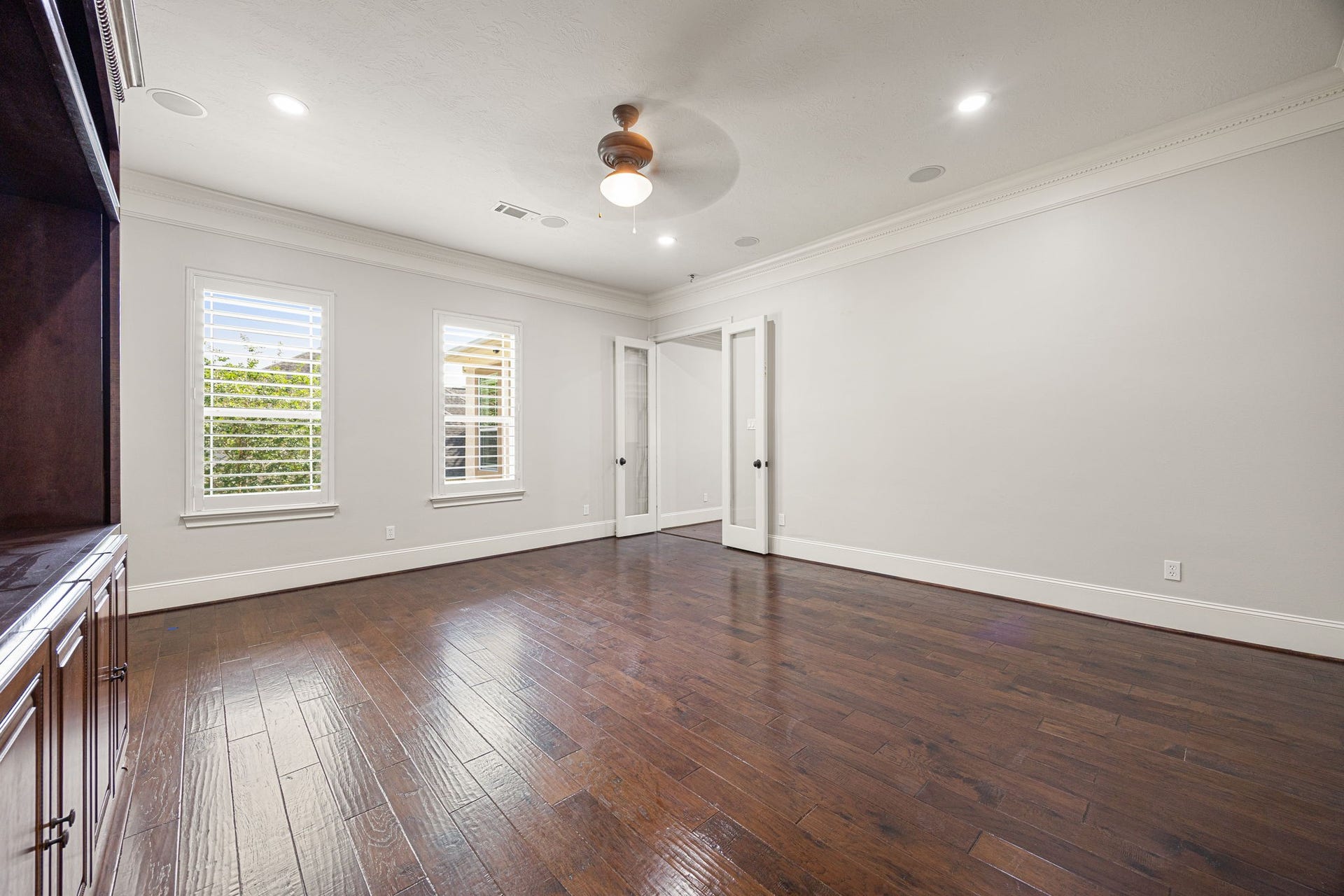 1711 Oak Shade Drive, Sugar Land, TX 77479
