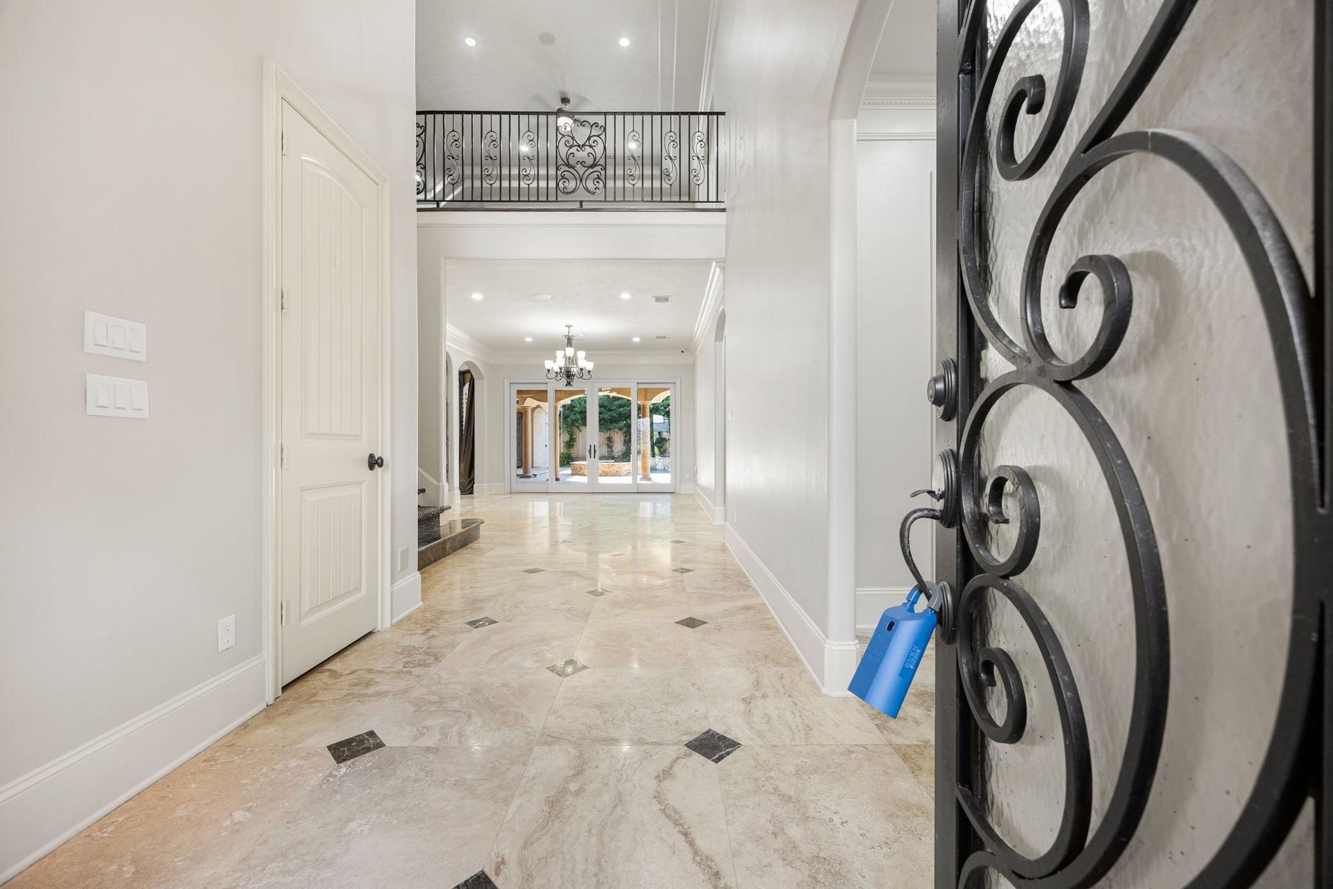1711 Oak Shade Drive, Sugar Land, TX 77479