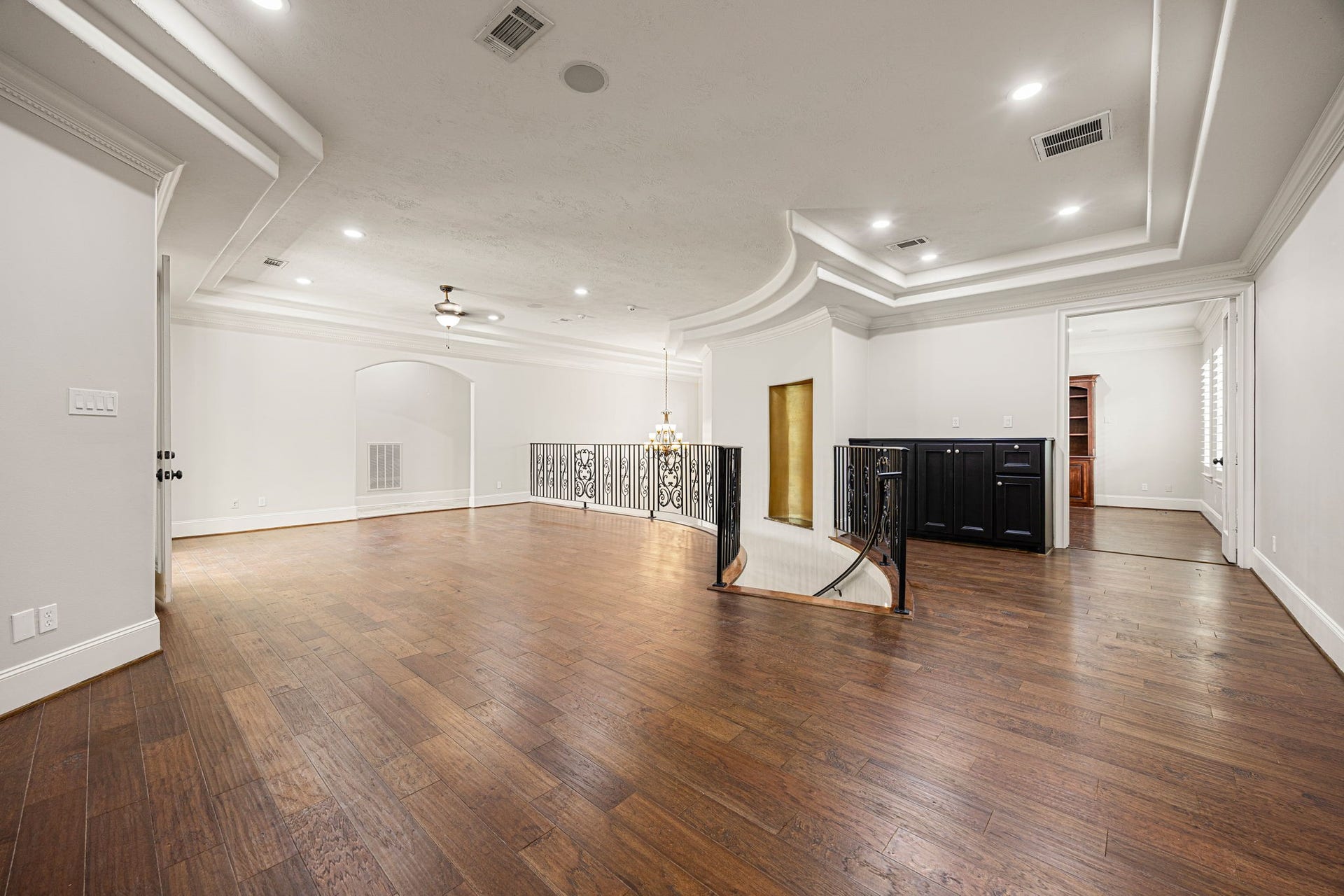 1711 Oak Shade Drive, Sugar Land, TX 77479