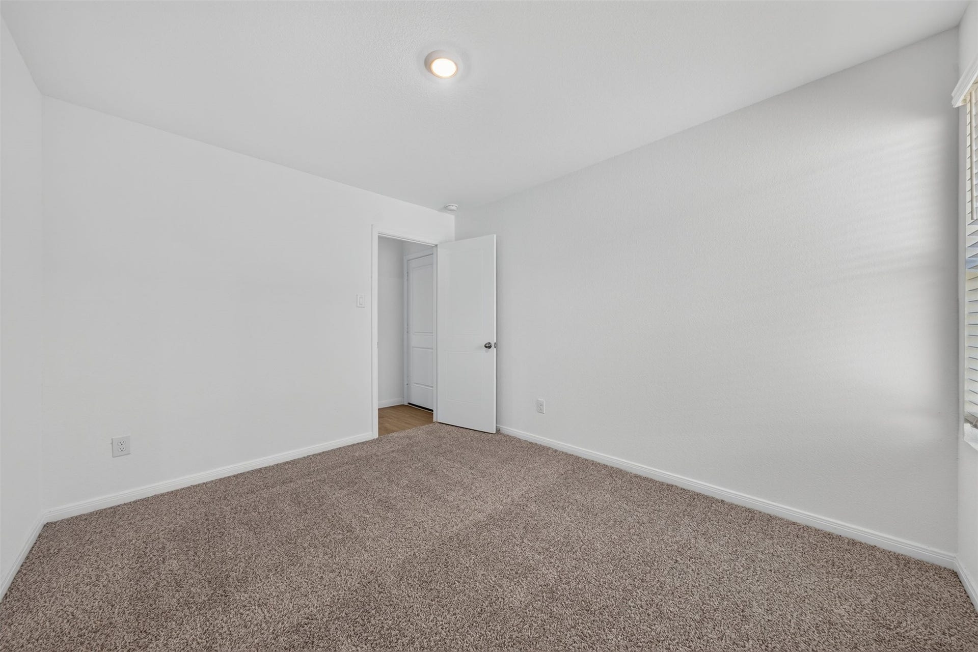 13054 Turret Bend Way, Willis, TX 77378