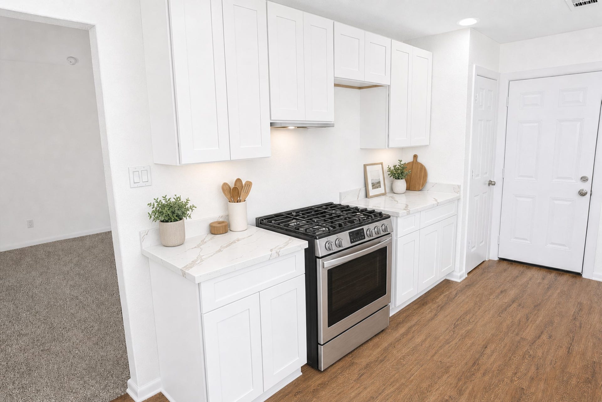 12 Lazybrook Street, Angleton, TX 77515 * Virtually Staged *