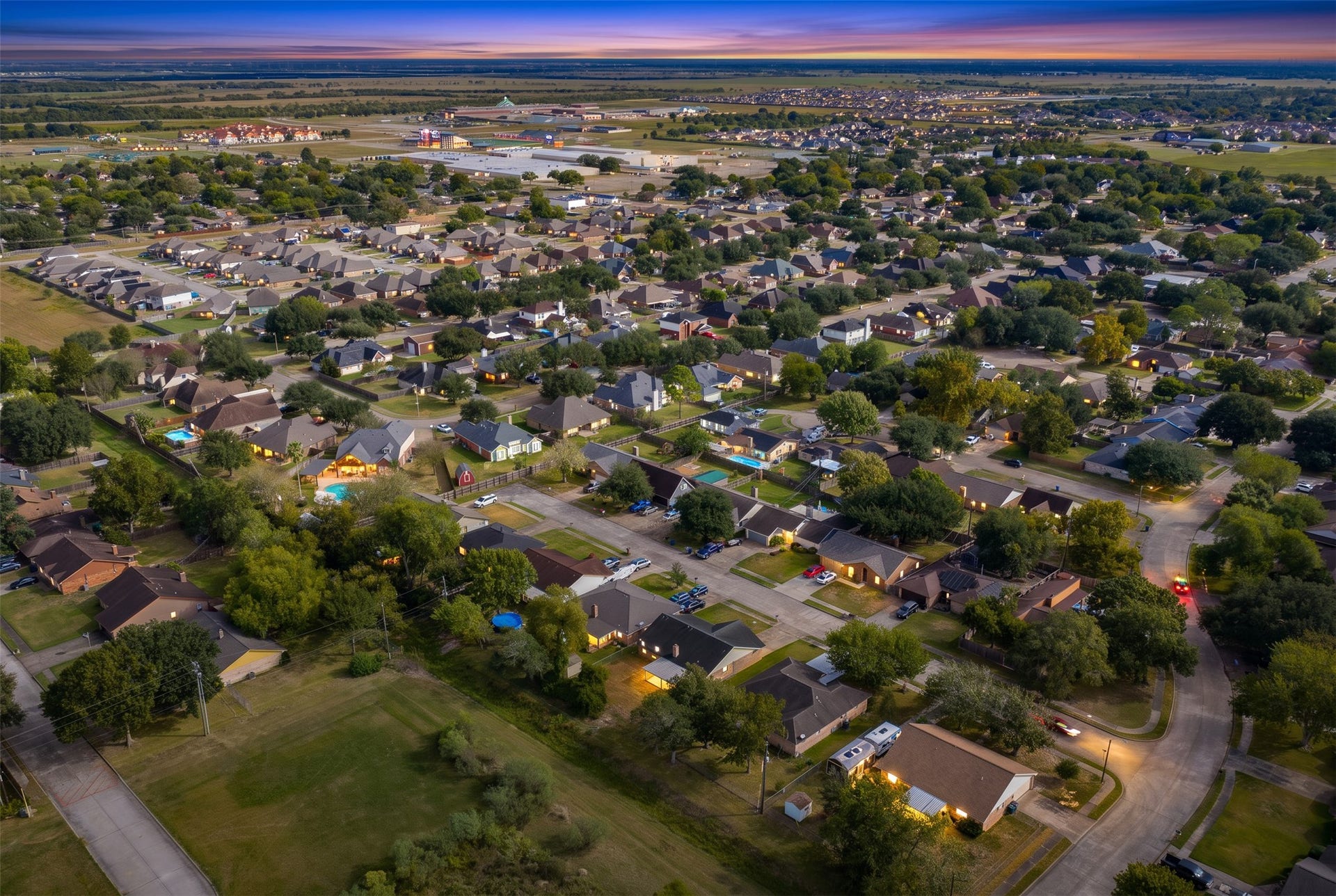 12 Lazybrook Street, Angleton, TX 77515 12 Lazybrook Street, Angleton, TX 77515