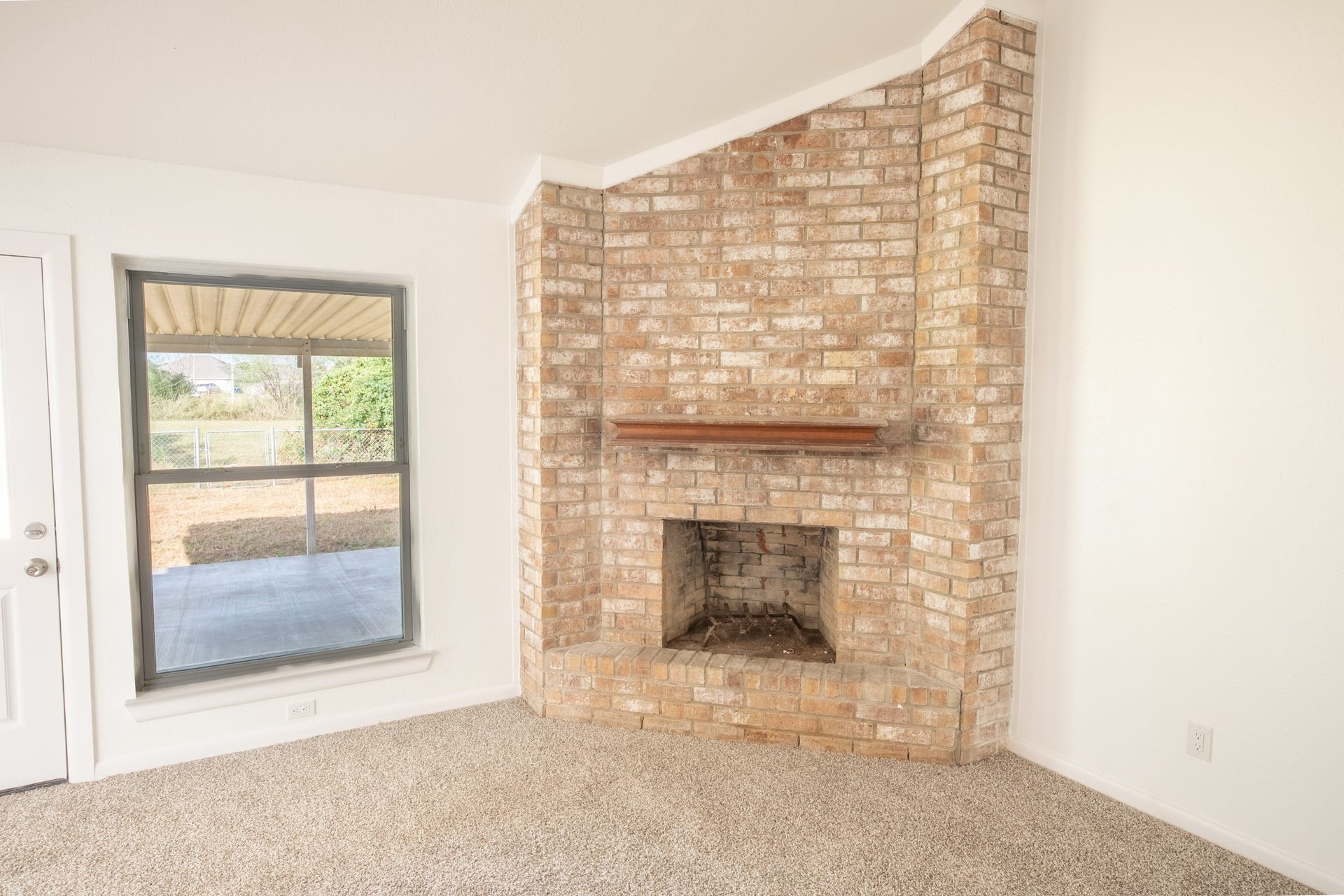 12 Lazybrook Street, Angleton, TX 77515 12 Lazybrook Street, Angleton, TX 77515