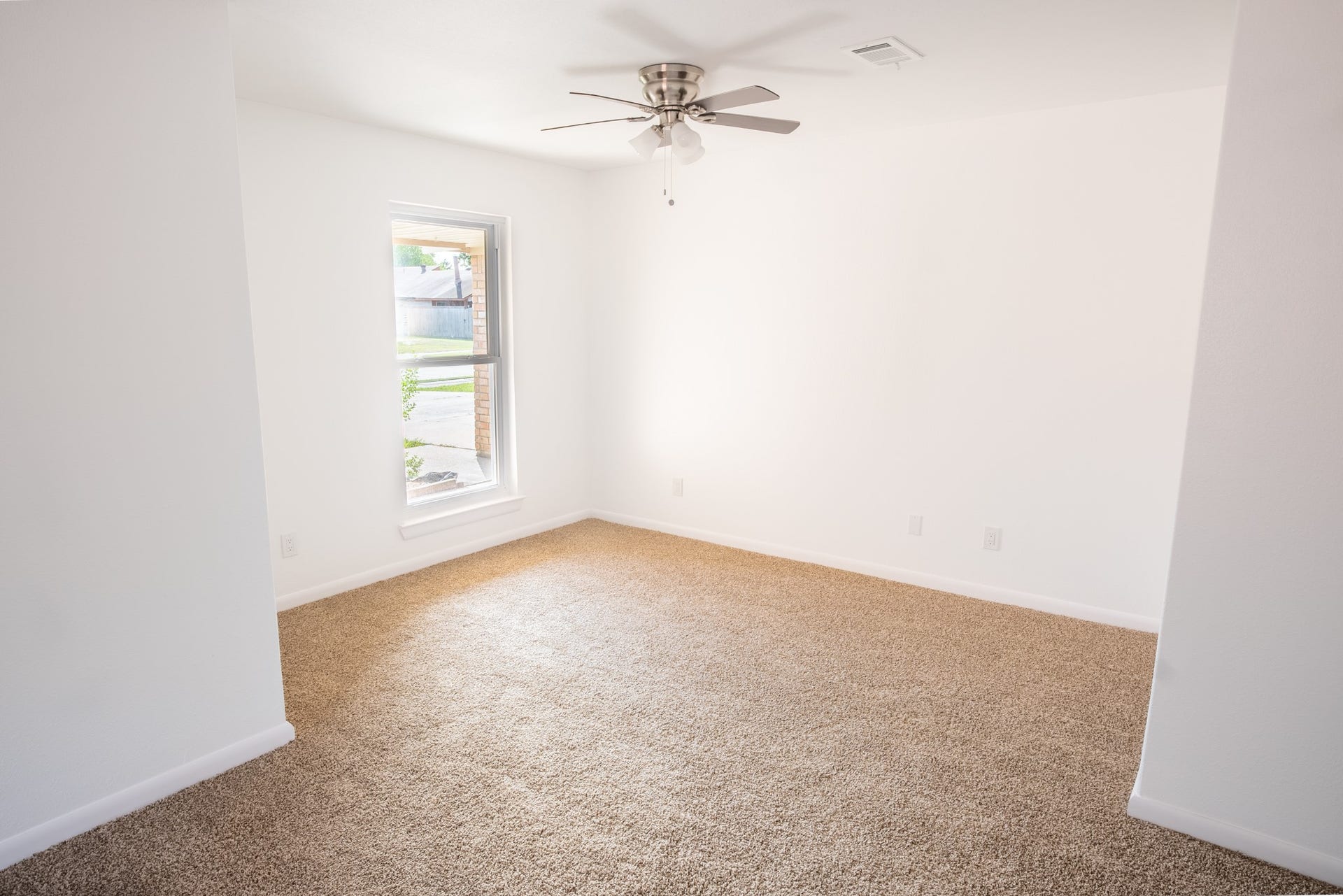 12 Lazybrook Street, Angleton, TX 77515 12 Lazybrook Street, Angleton, TX 77515