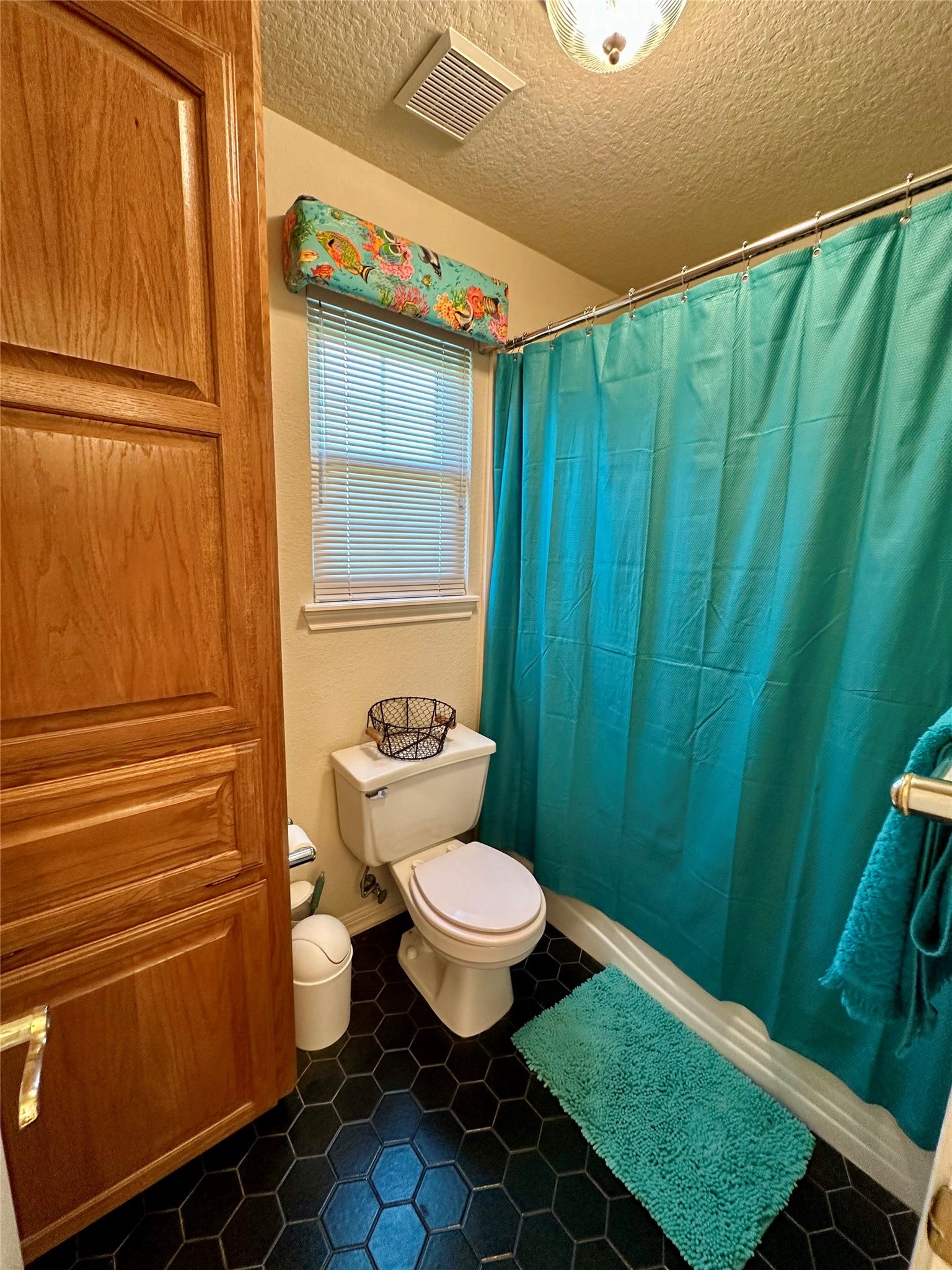 1614 Avenue Q, Santa Fe, TX 77510 1614 Avenue Q, Santa Fe, TX 77510