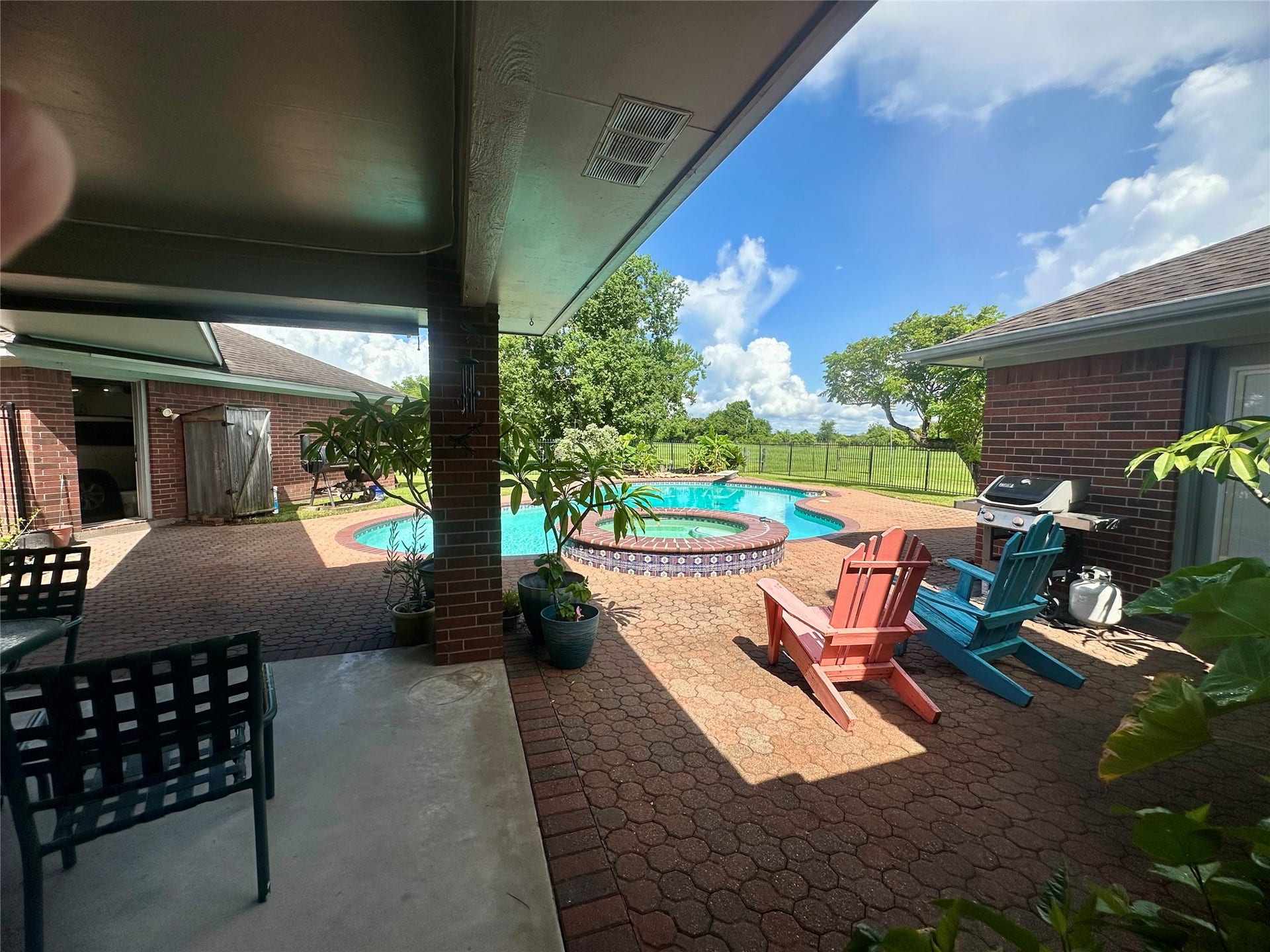 1614 Avenue Q, Santa Fe, TX 77510 1614 Avenue Q, Santa Fe, TX 77510