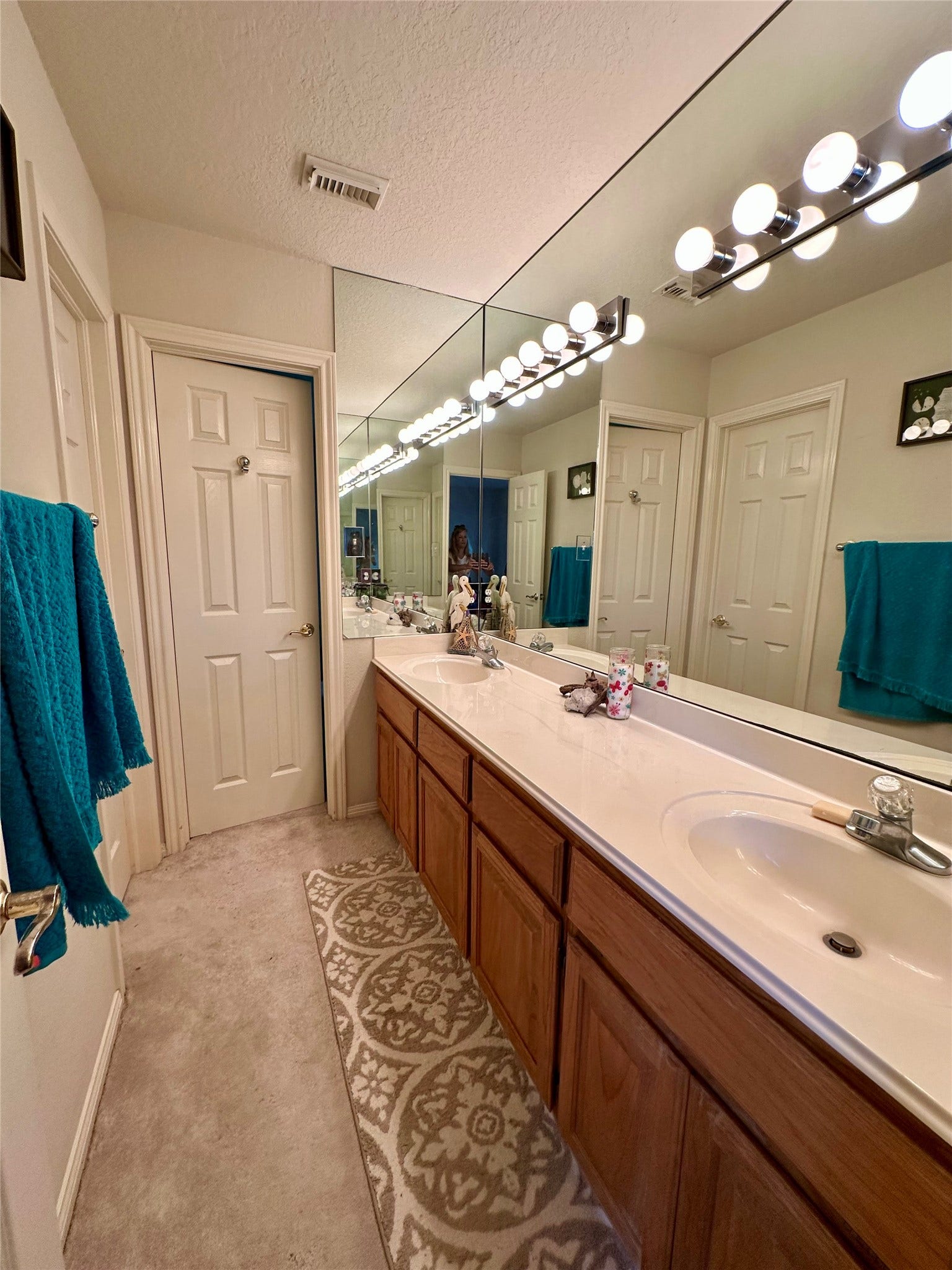 1614 Avenue Q, Santa Fe, TX 77510 1614 Avenue Q, Santa Fe, TX 77510