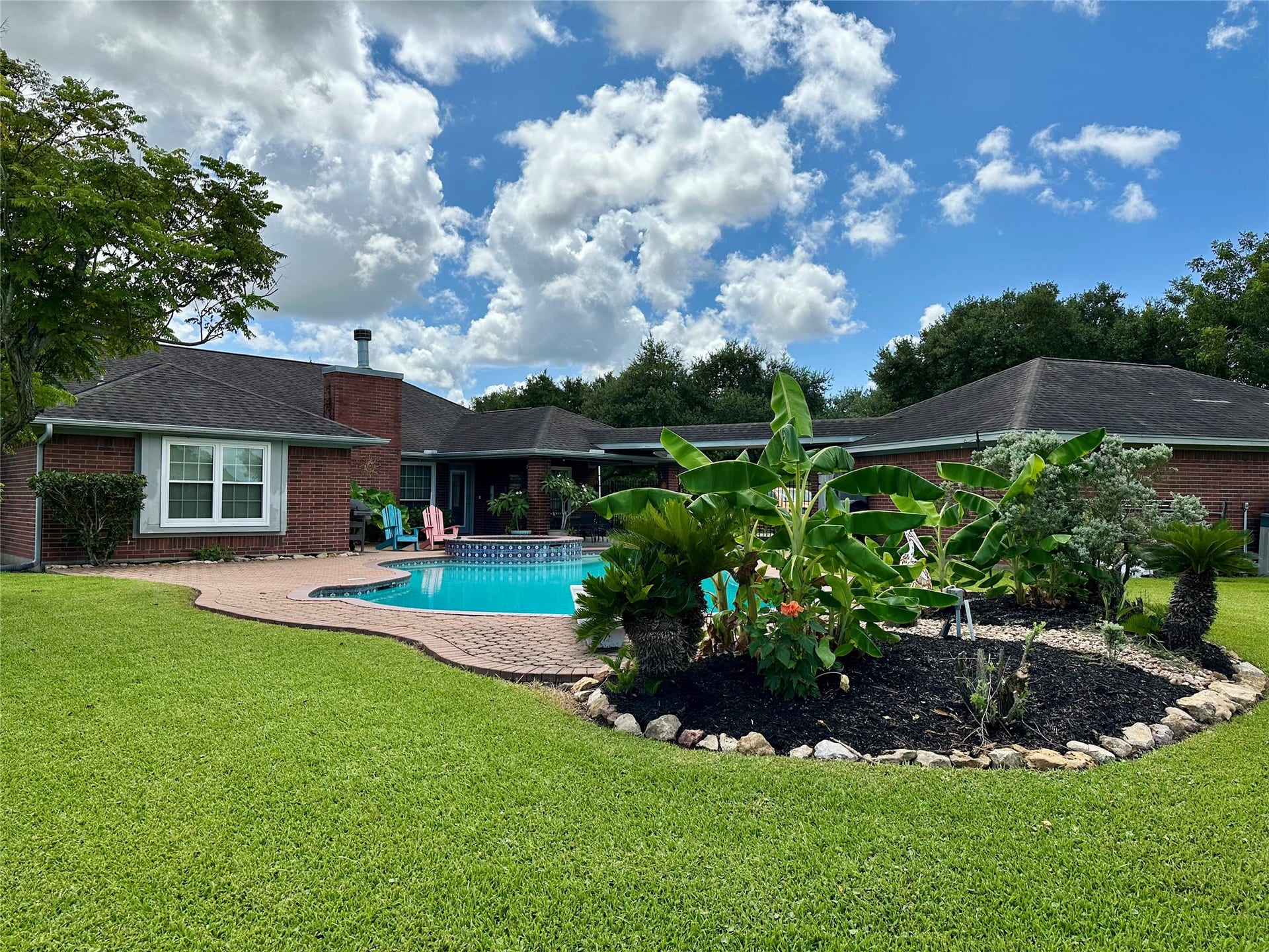1614 Avenue Q, Santa Fe, TX 77510 1614 Avenue Q, Santa Fe, TX 77510