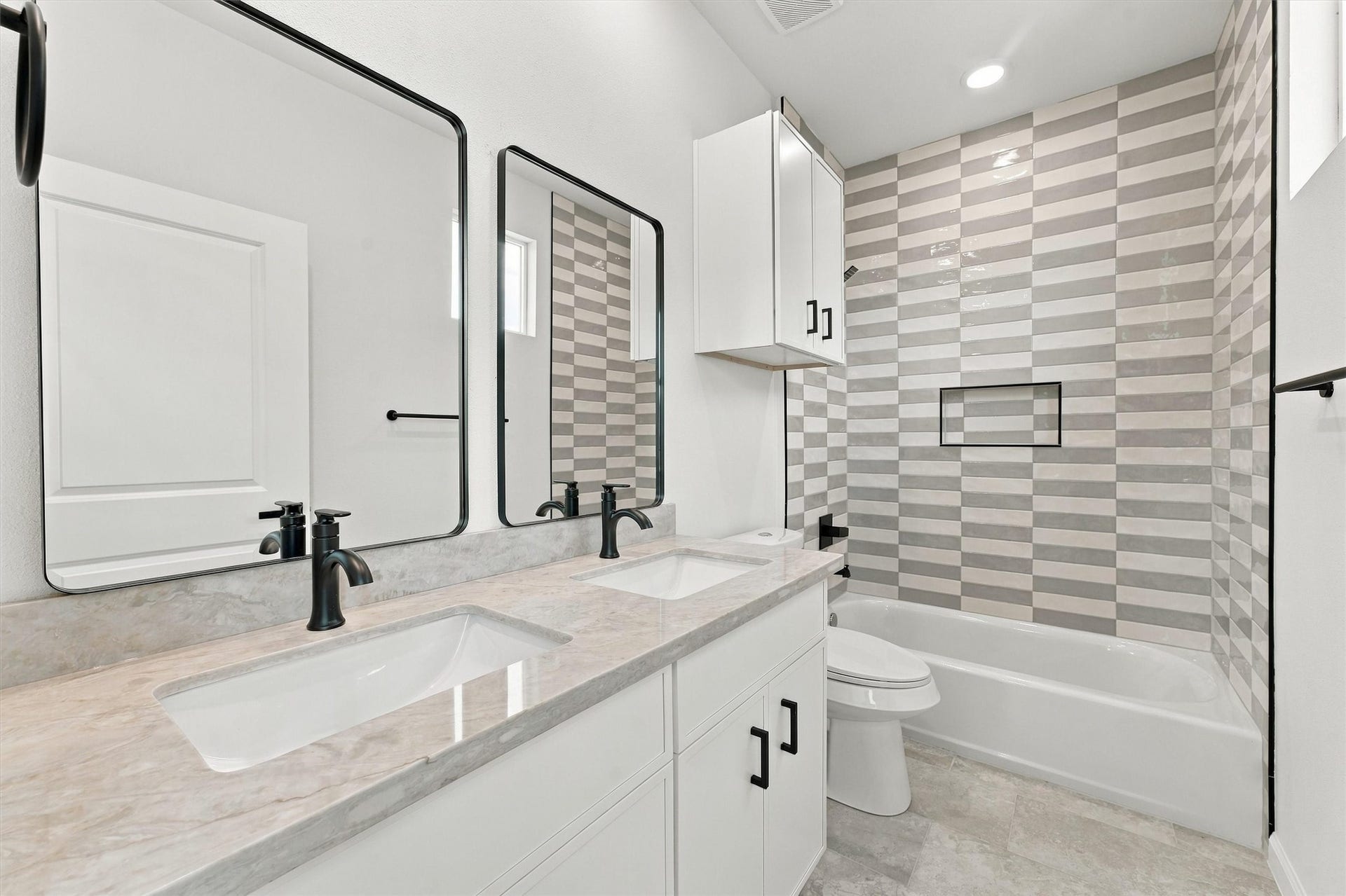 6833 Cohn, #A and B, Houston, TX 77091