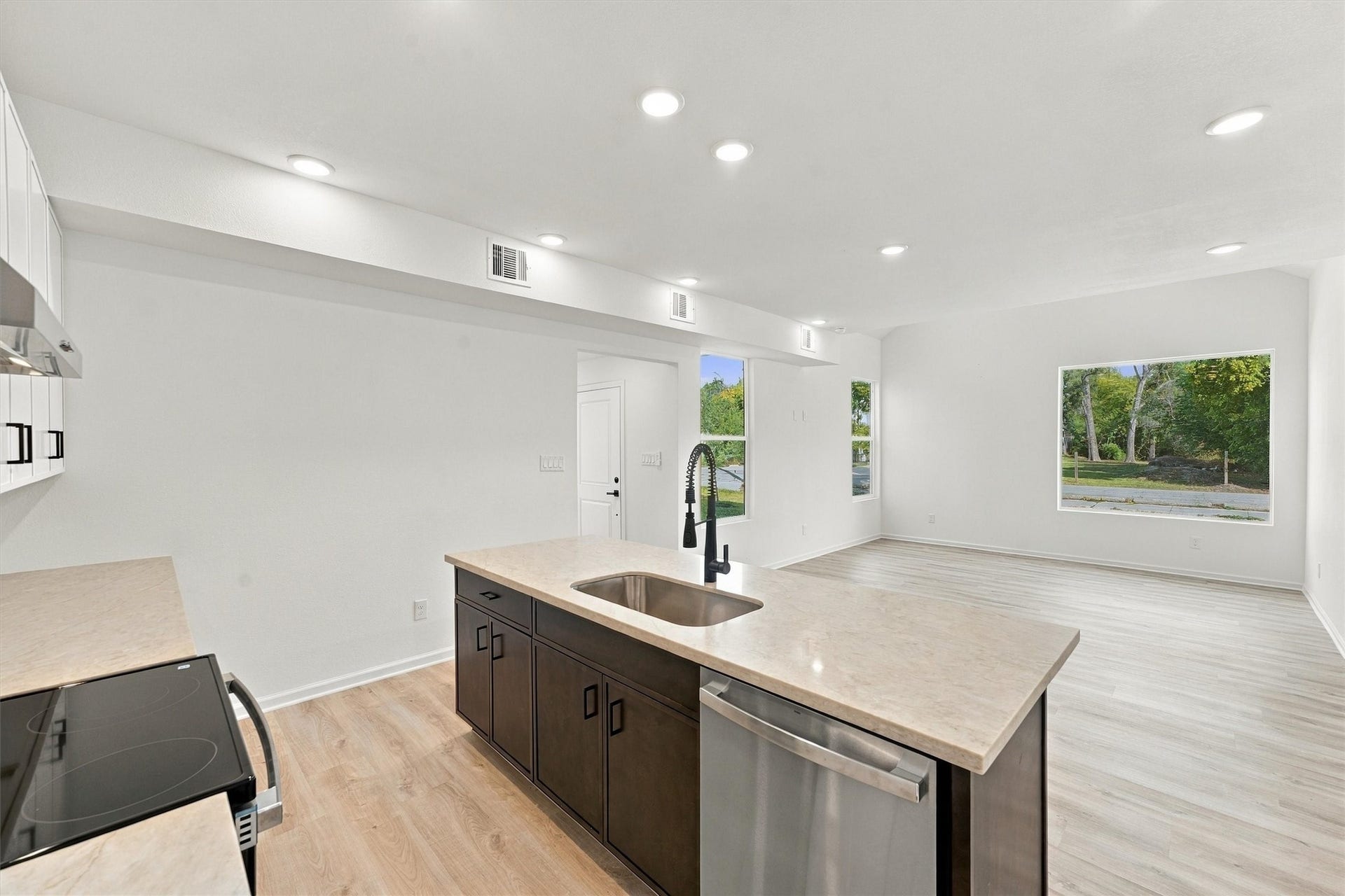 6833 Cohn, #A and B, Houston, TX 77091