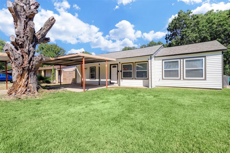Property photo for 1107 Valerie Avenue, Pasadena, TX