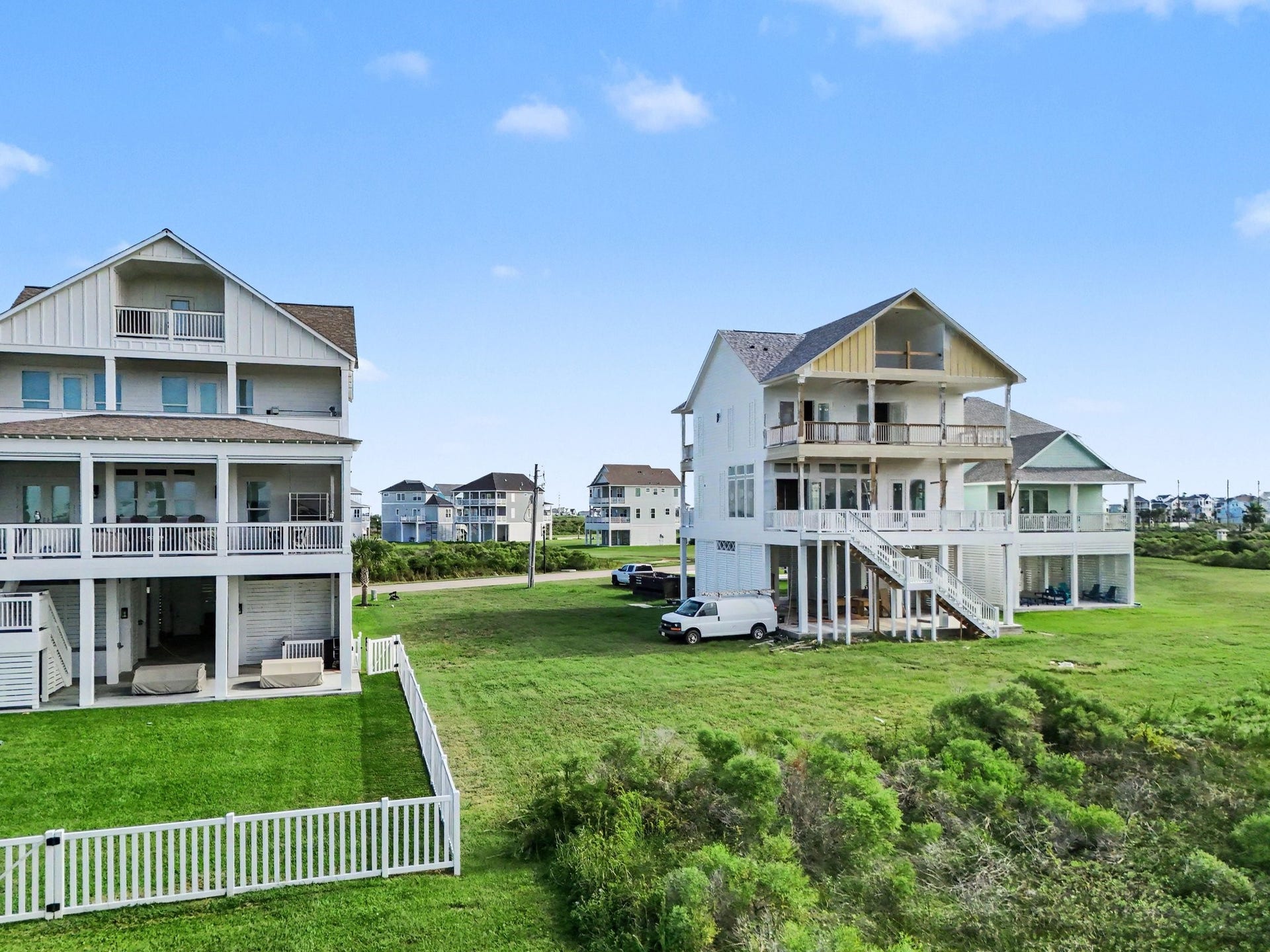 25931 Bay Breeze Drive, Galveston, TX 77554 25931 Bay Breeze Drive, Galveston, TX 77554