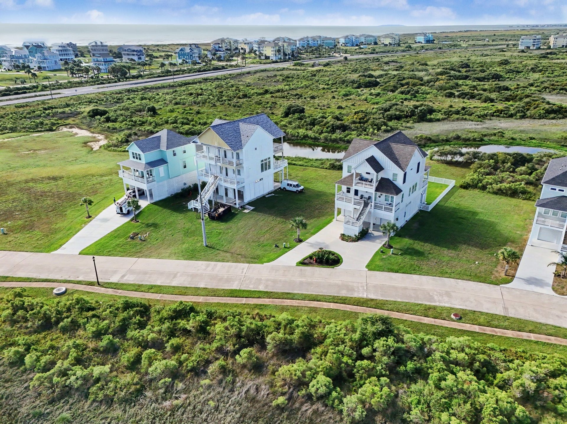 25931 Bay Breeze Drive, Galveston, TX 77554 25931 Bay Breeze Drive, Galveston, TX 77554