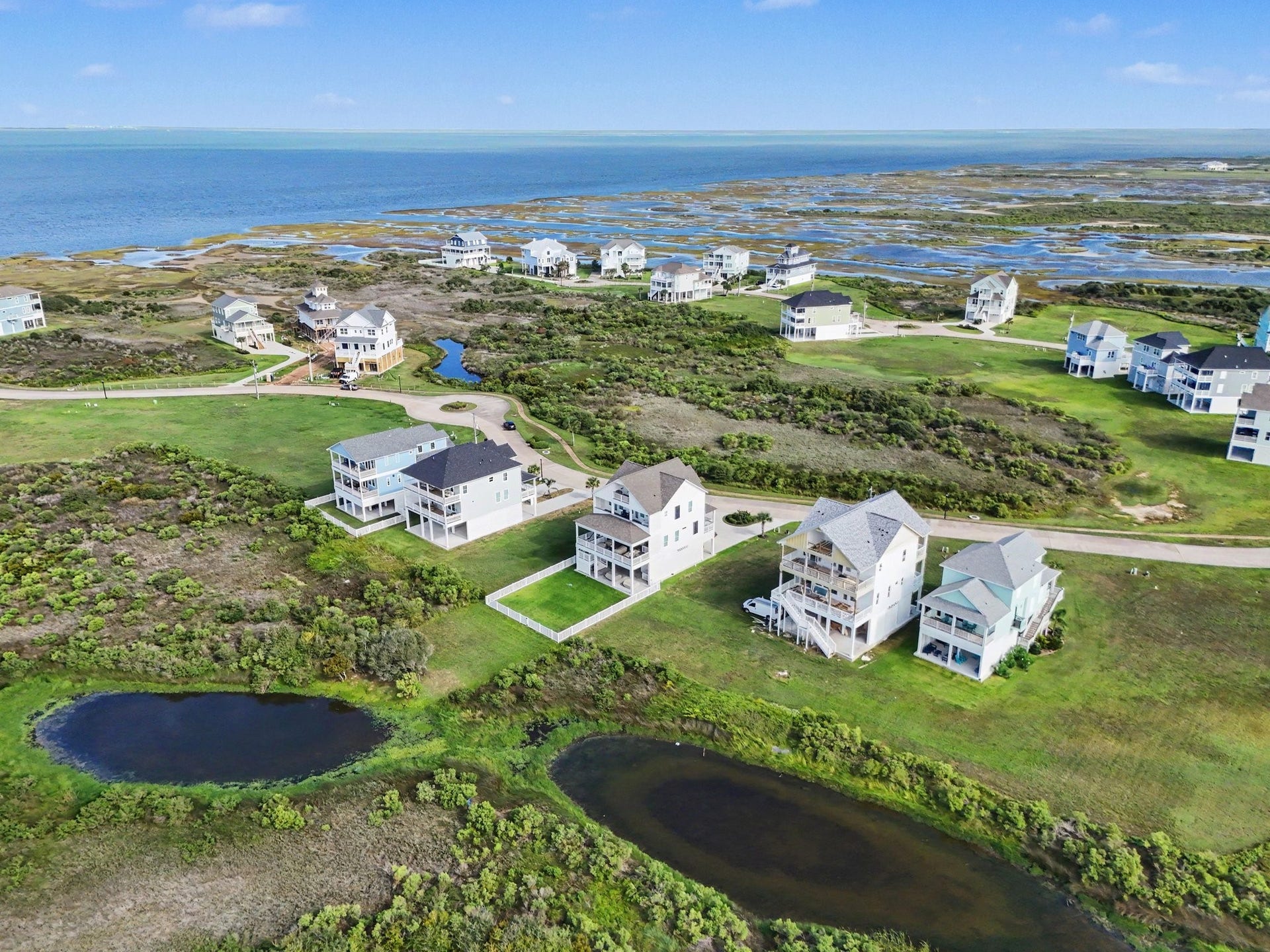 25931 Bay Breeze Drive, Galveston, TX 77554 25931 Bay Breeze Drive, Galveston, TX 77554