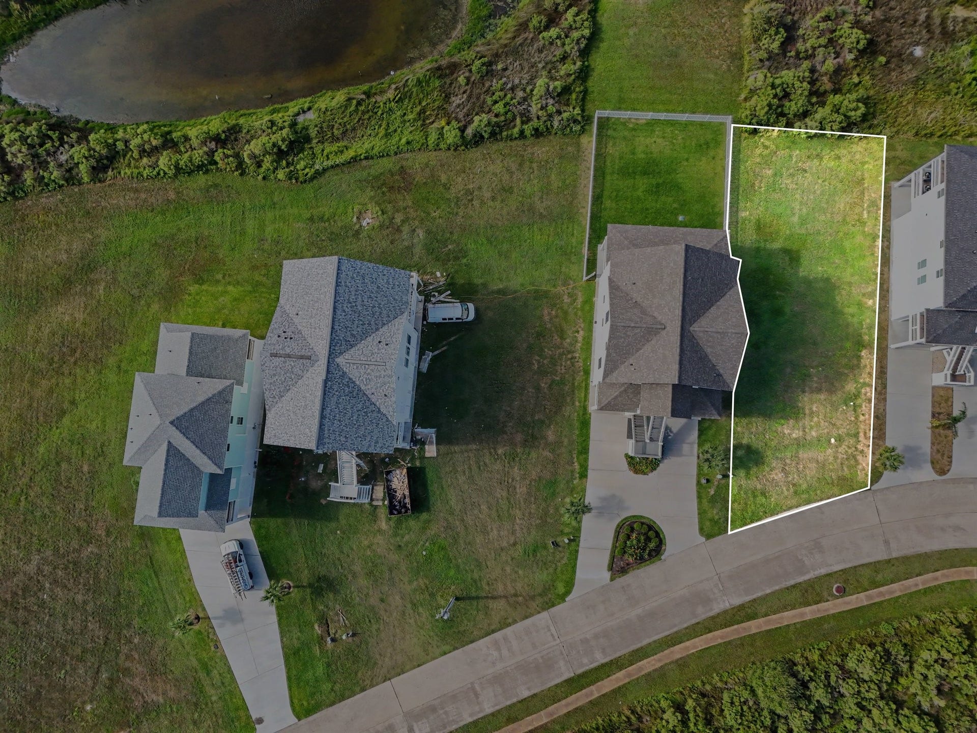 25931 Bay Breeze Drive, Galveston, TX 77554 25931 Bay Breeze Drive, Galveston, TX 77554