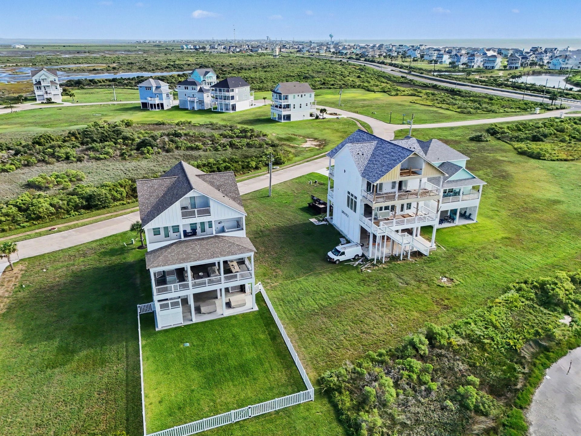 25931 Bay Breeze Drive, Galveston, TX 77554 25931 Bay Breeze Drive, Galveston, TX 77554