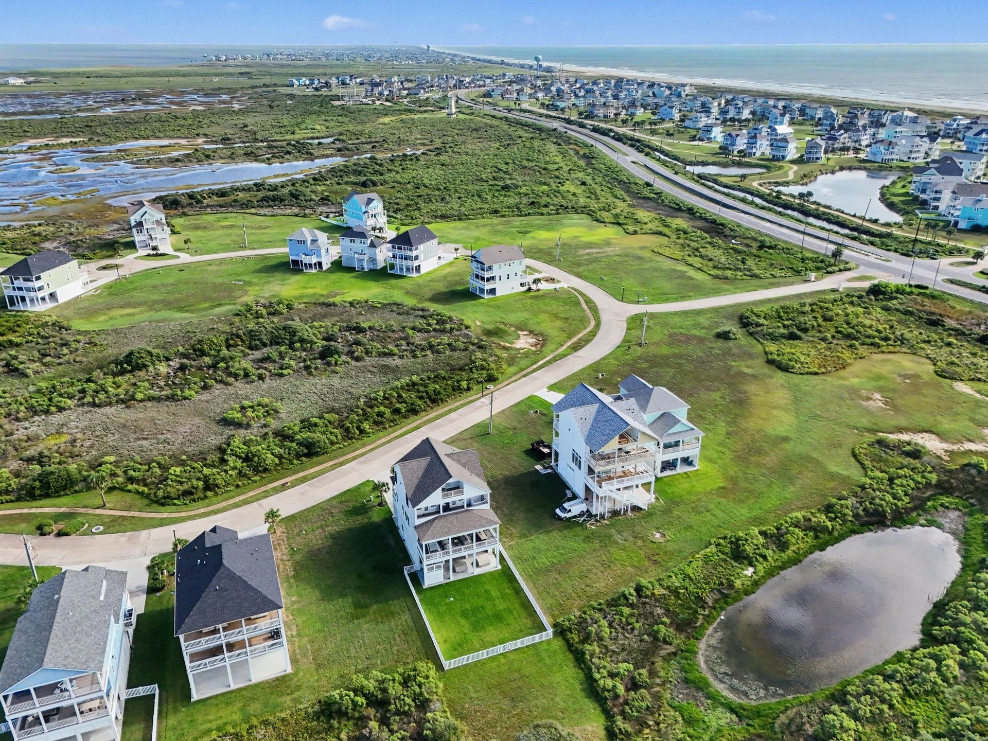 25931 Bay Breeze Drive, Galveston, TX 77554 25931 Bay Breeze Drive, Galveston, TX 77554