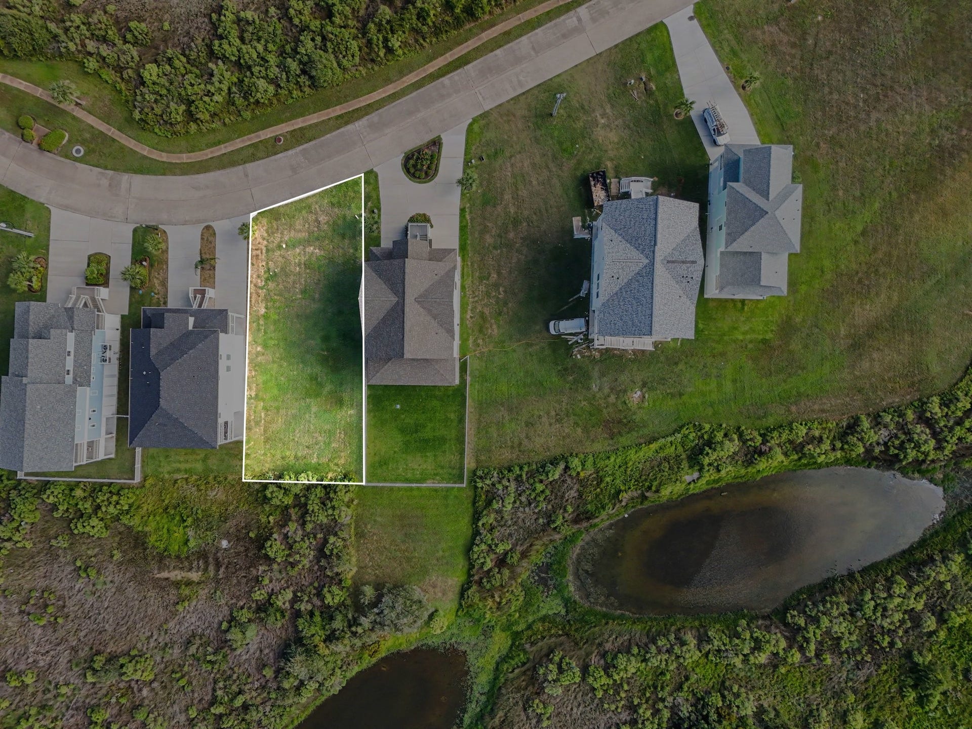25931 Bay Breeze Drive, Galveston, TX 77554 25931 Bay Breeze Drive, Galveston, TX 77554