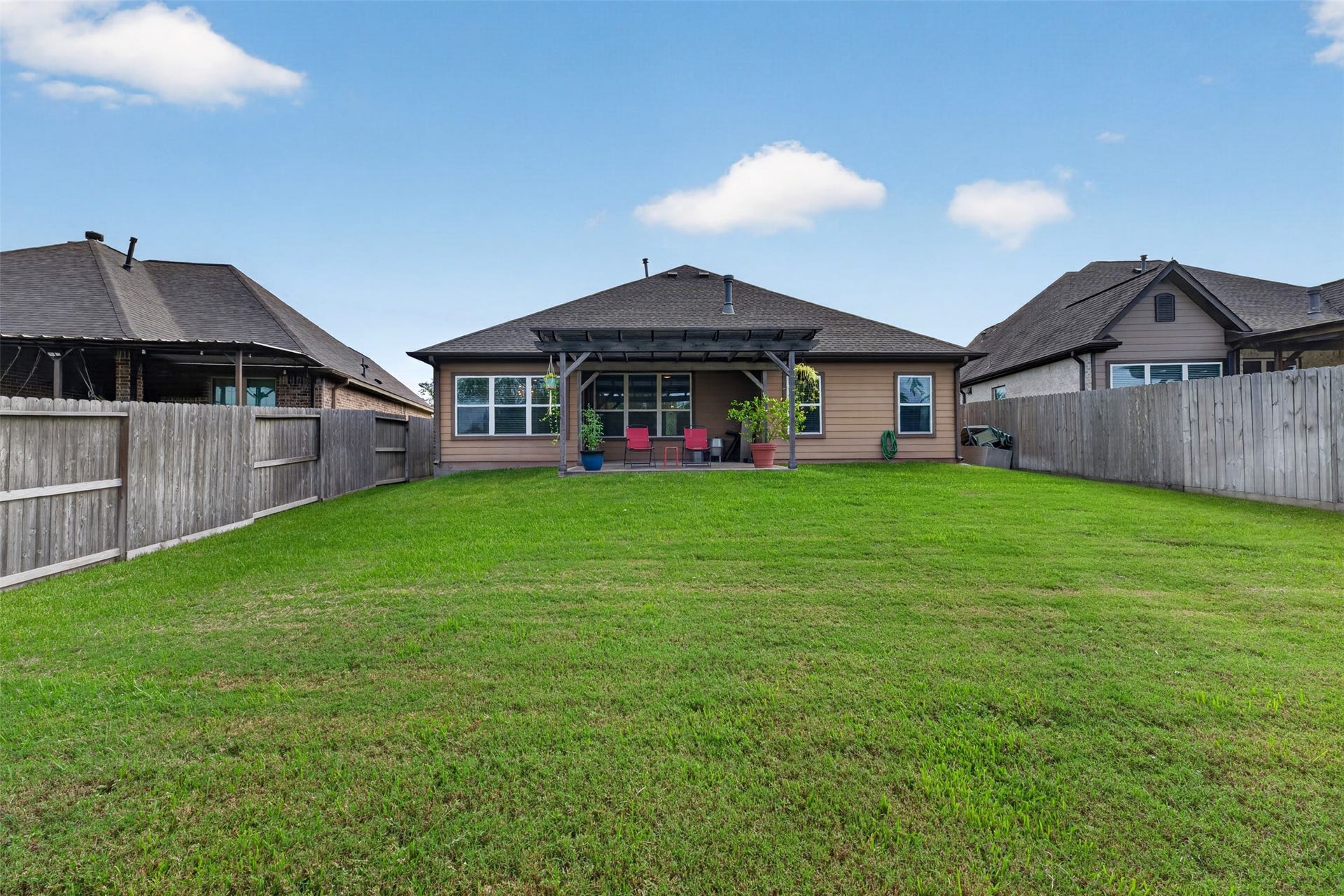 216 Racetrack Lane, Montgomery, TX 77356 216 Racetrack Lane, Montgomery, TX 77356