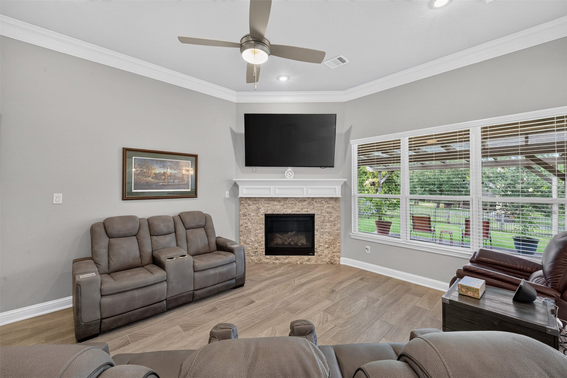 216 Racetrack Lane, Montgomery, TX 77356 216 Racetrack Lane, Montgomery, TX 77356