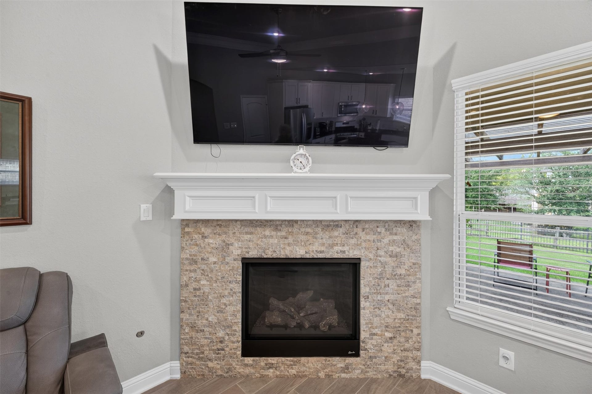 216 Racetrack Lane, Montgomery, TX 77356 216 Racetrack Lane, Montgomery, TX 77356