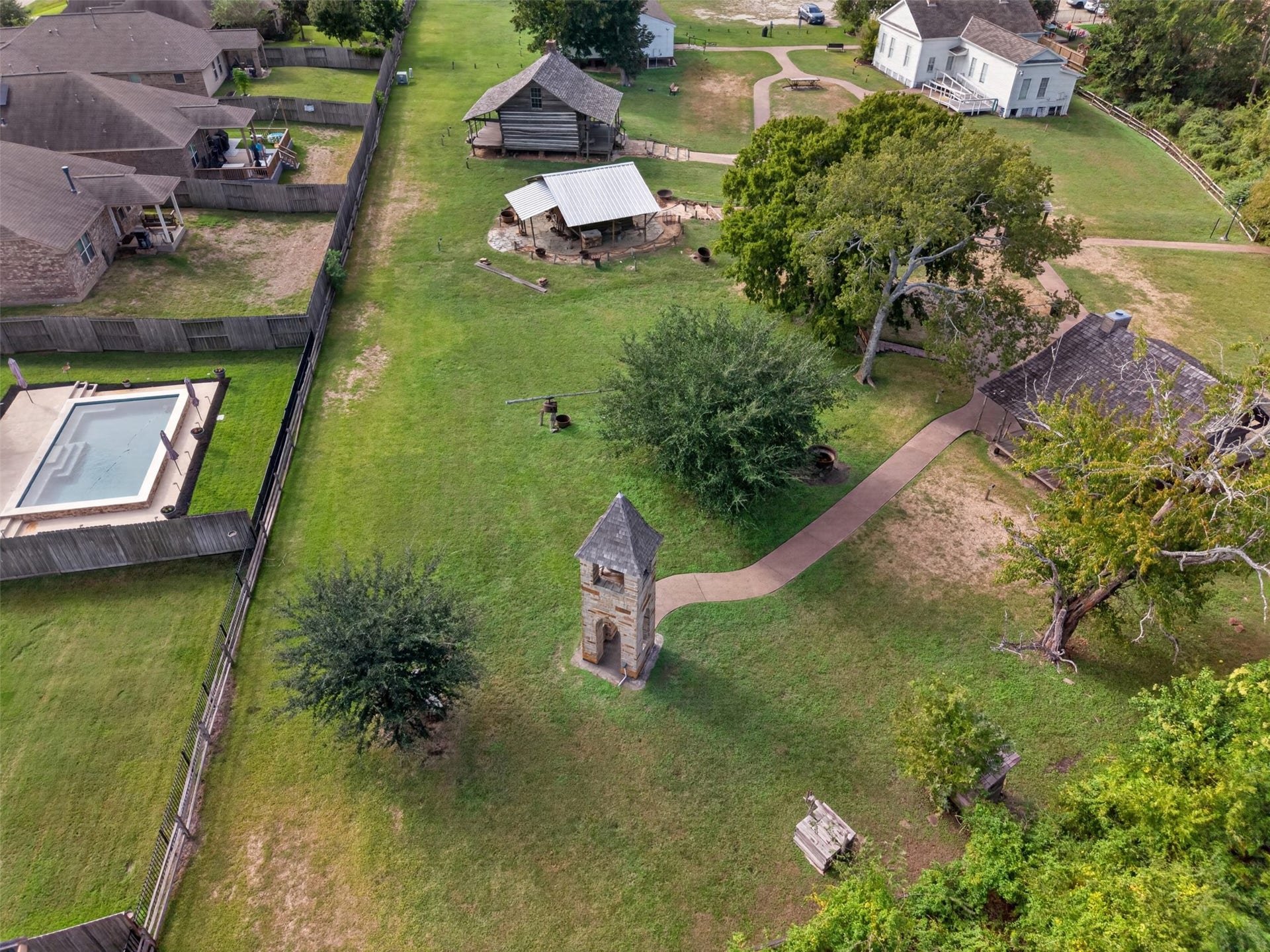 216 Racetrack Lane, Montgomery, TX 77356 216 Racetrack Lane, Montgomery, TX 77356