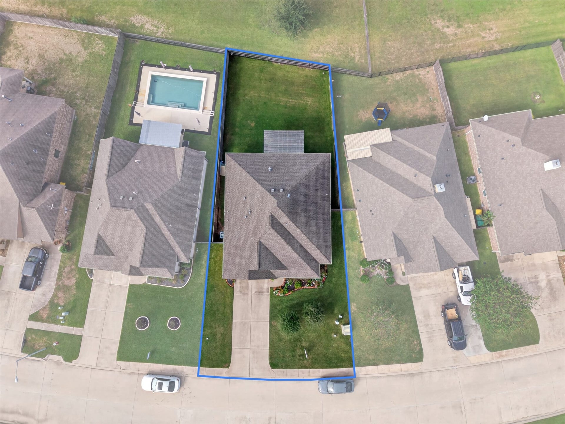 216 Racetrack Lane, Montgomery, TX 77356 216 Racetrack Lane, Montgomery, TX 77356
