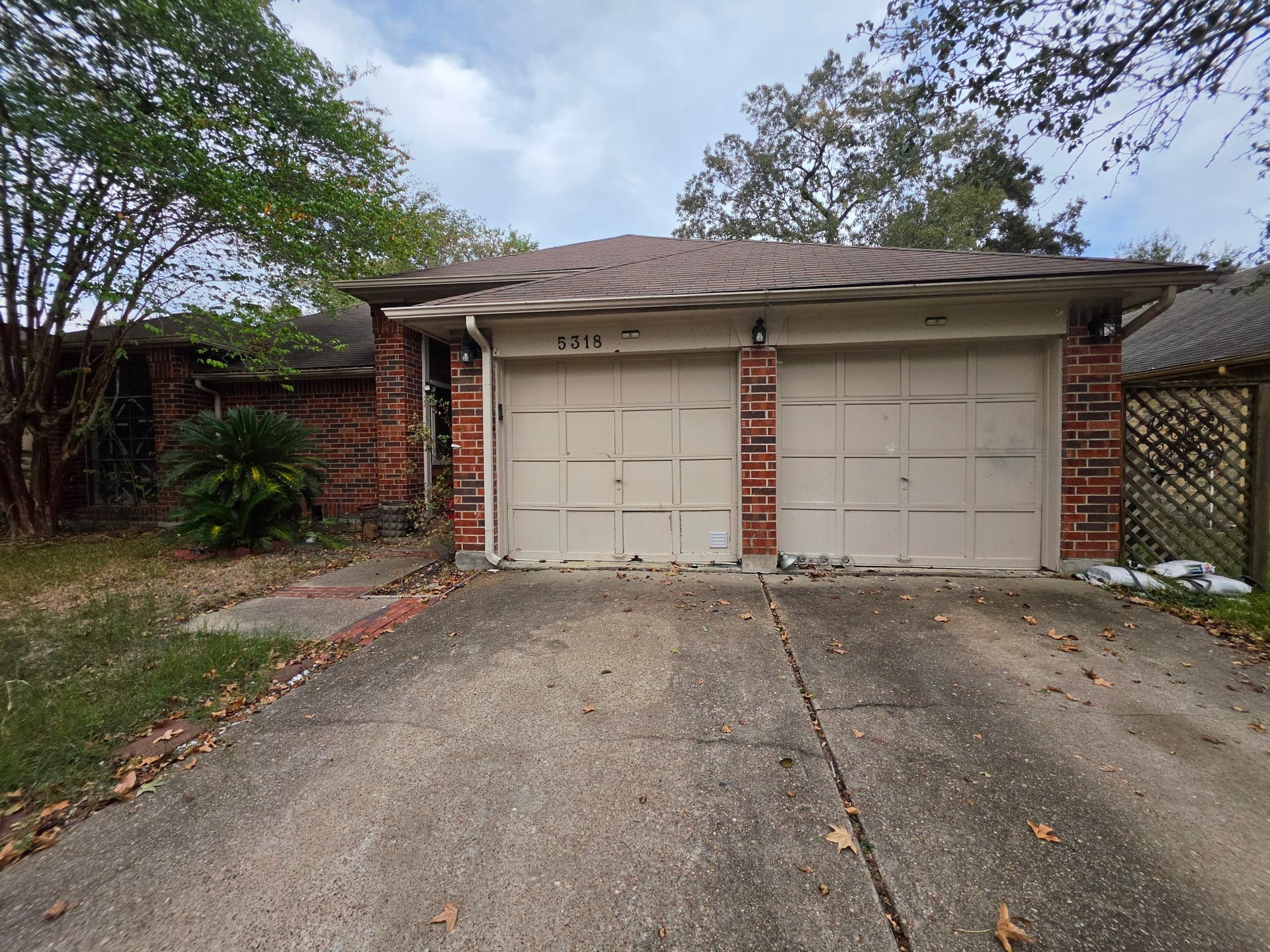 5318 Shady Gardens Drive, Kingwood, TX 77339
