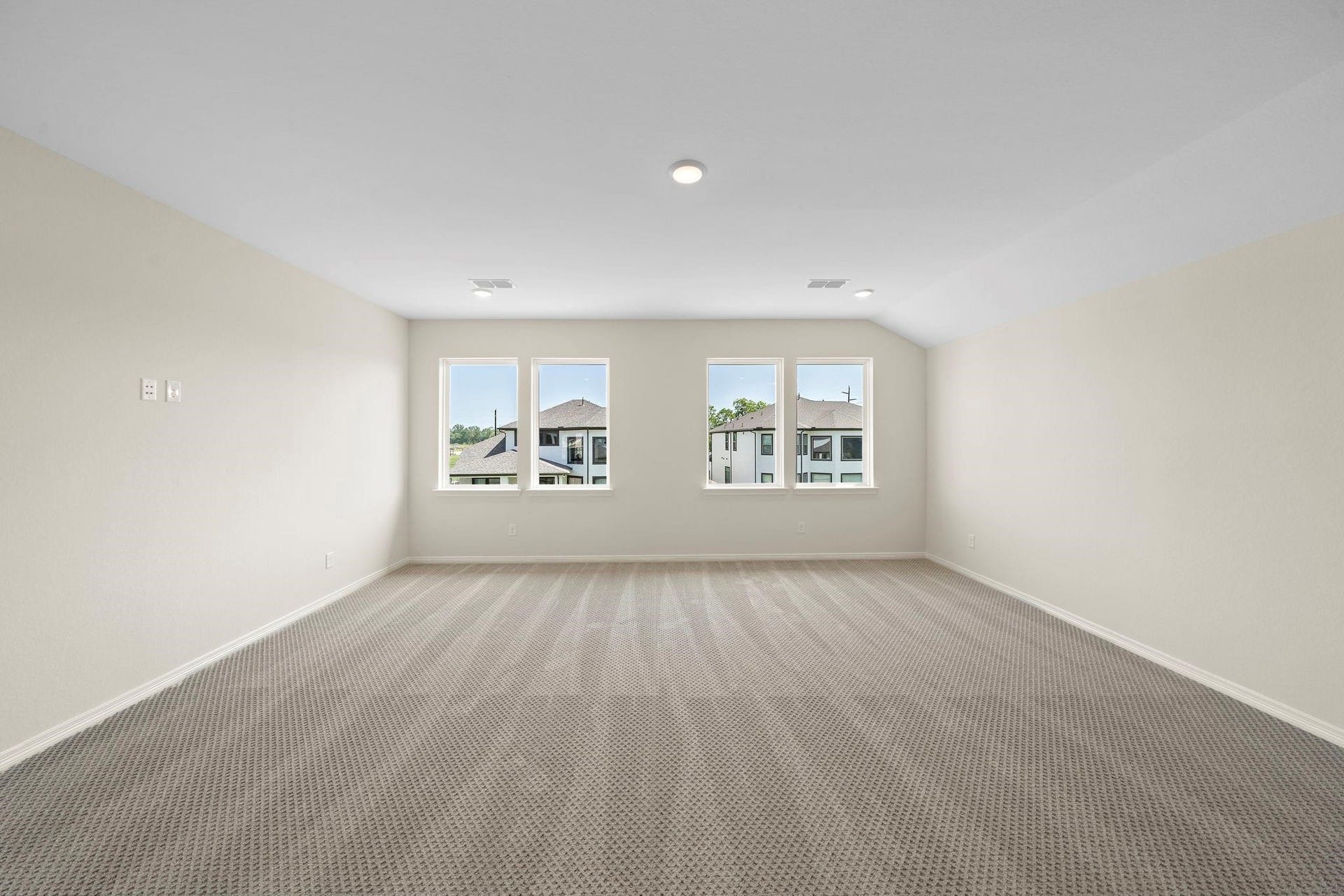 9806 Oakwood Trail, Missouri City, TX 77459 Game room
