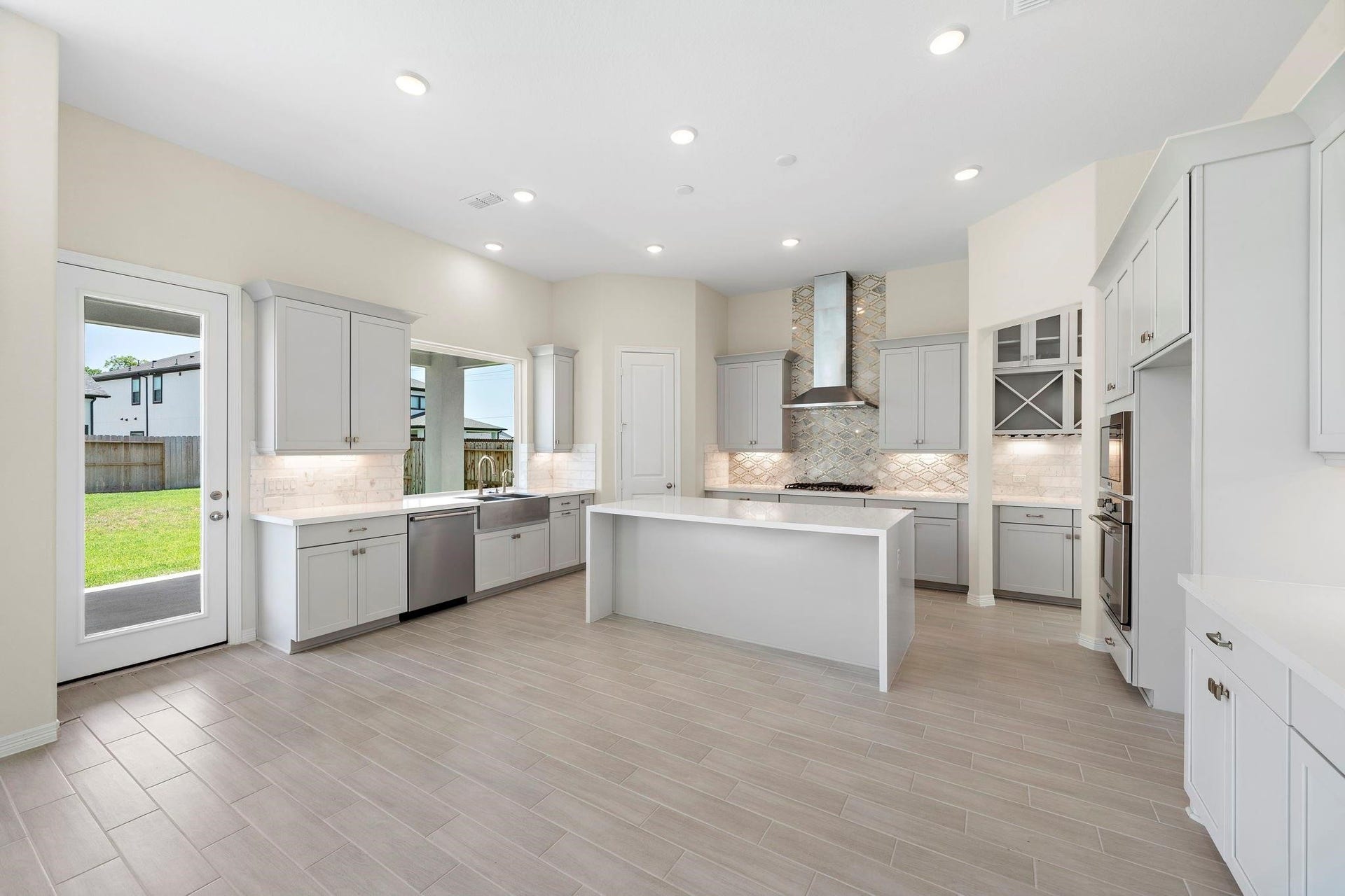 9806 Oakwood Trail, Missouri City, TX 77459 Kitchen