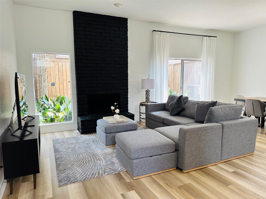 Property photo for 1504 Southmore Boulevard, Houston, TX