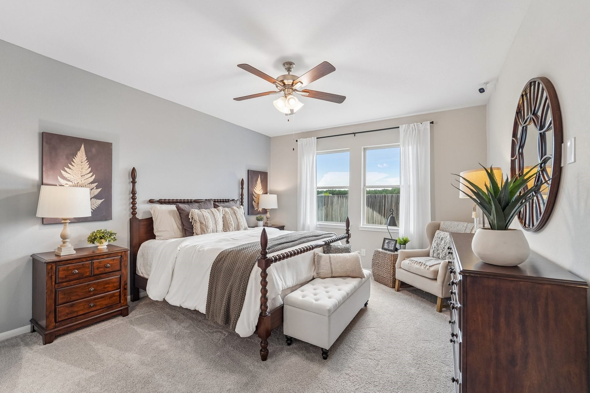 18648 Shauna Danielle Drive, New Caney, TX 77357 Private owner's suite (*Photo not of actual home and used for illustration purposes only.)