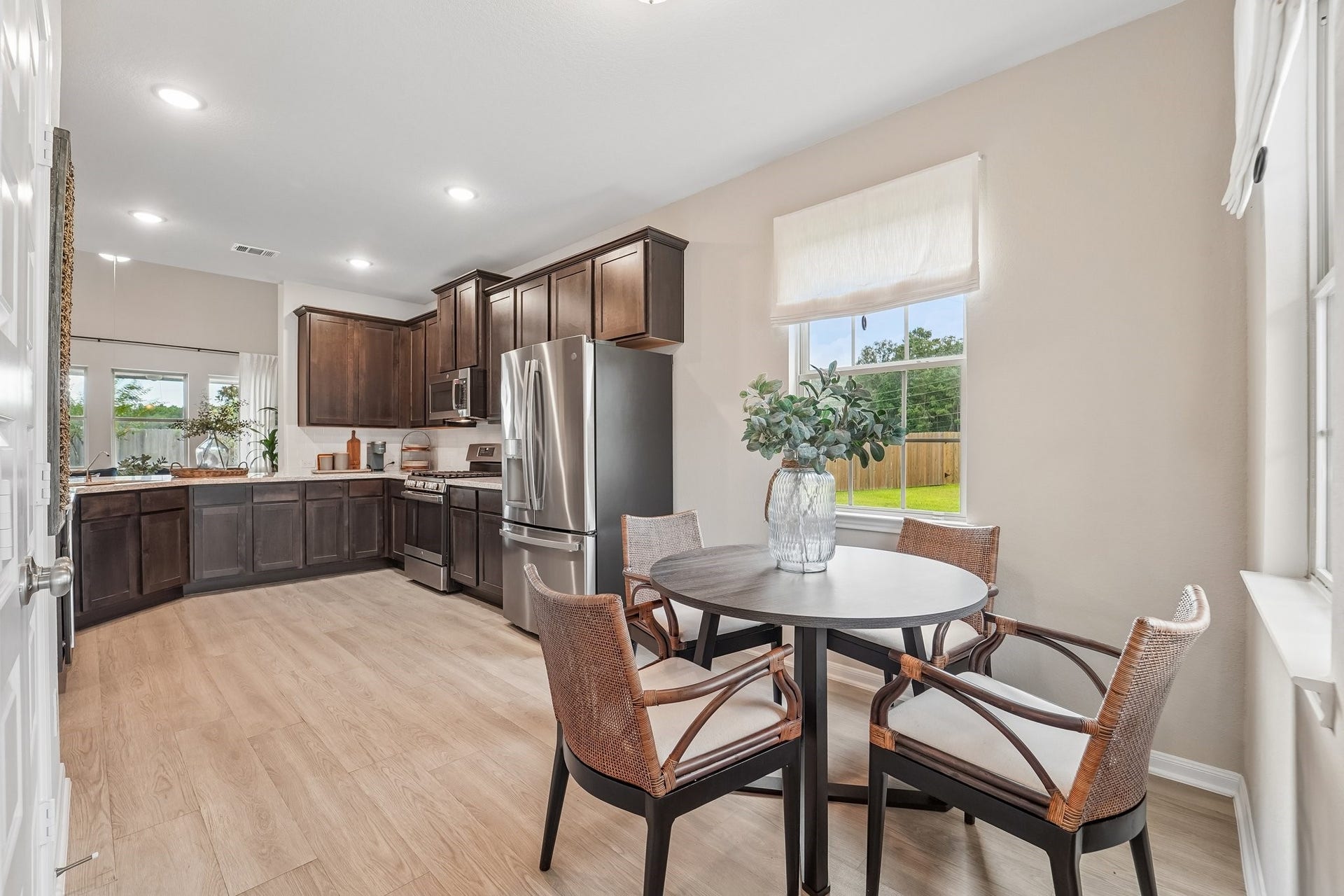 18648 Shauna Danielle Drive, New Caney, TX 77357 Sun-lit dining area (*Photo not of actual home and used for illustration purposes only.)