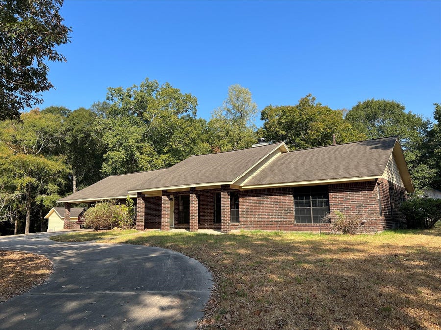 Property photo for 12345 Oak Leaf Road, Conroe, TX