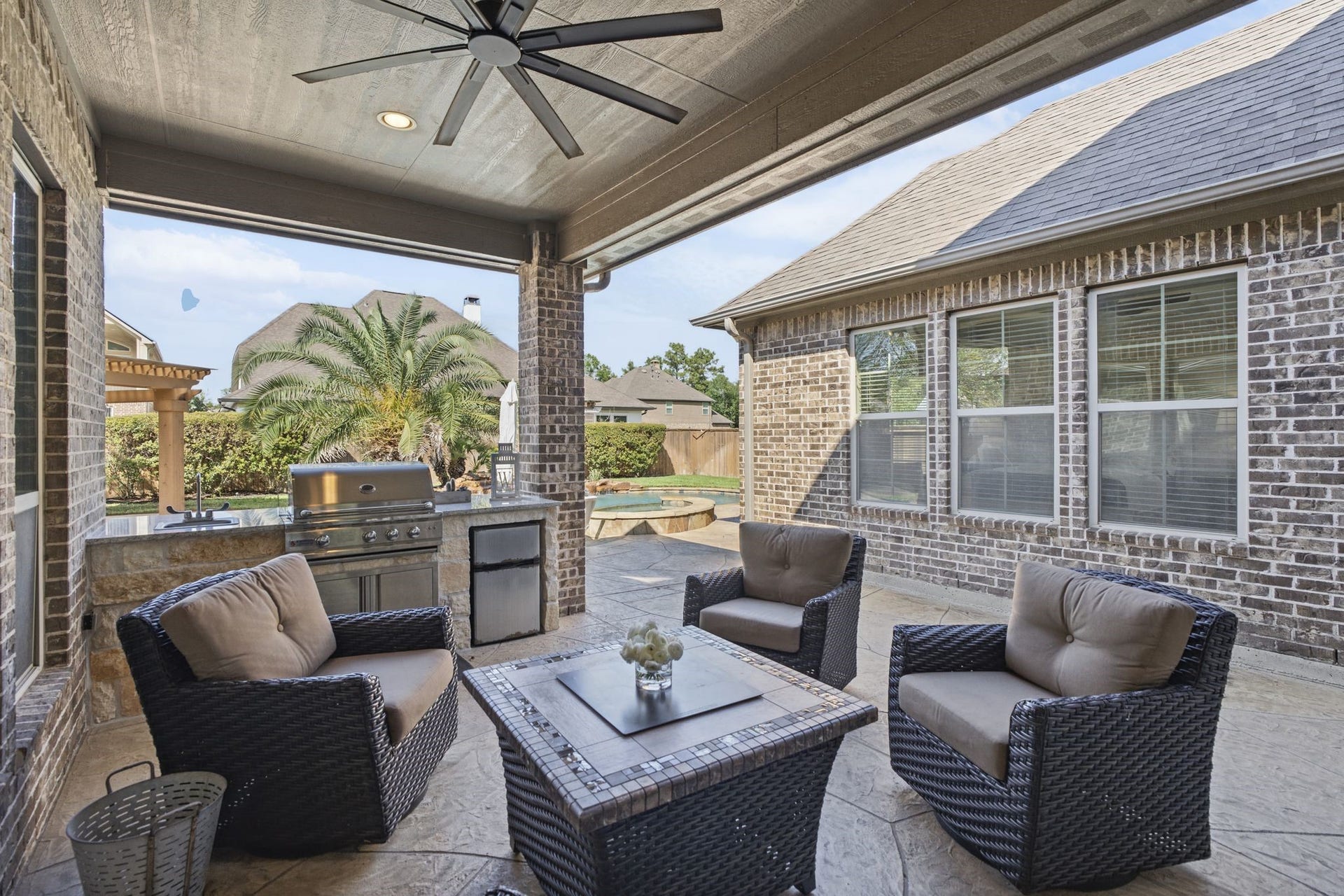 229 S Chaparral Bend Drive, Montgomery, TX 77316