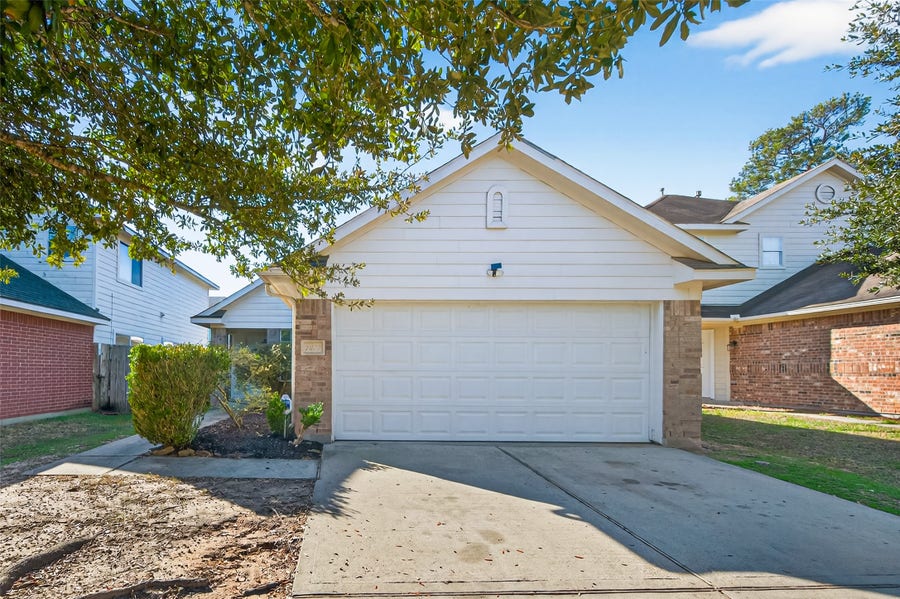 Property photo for 7327 Winter Song Drive, Magnolia, TX