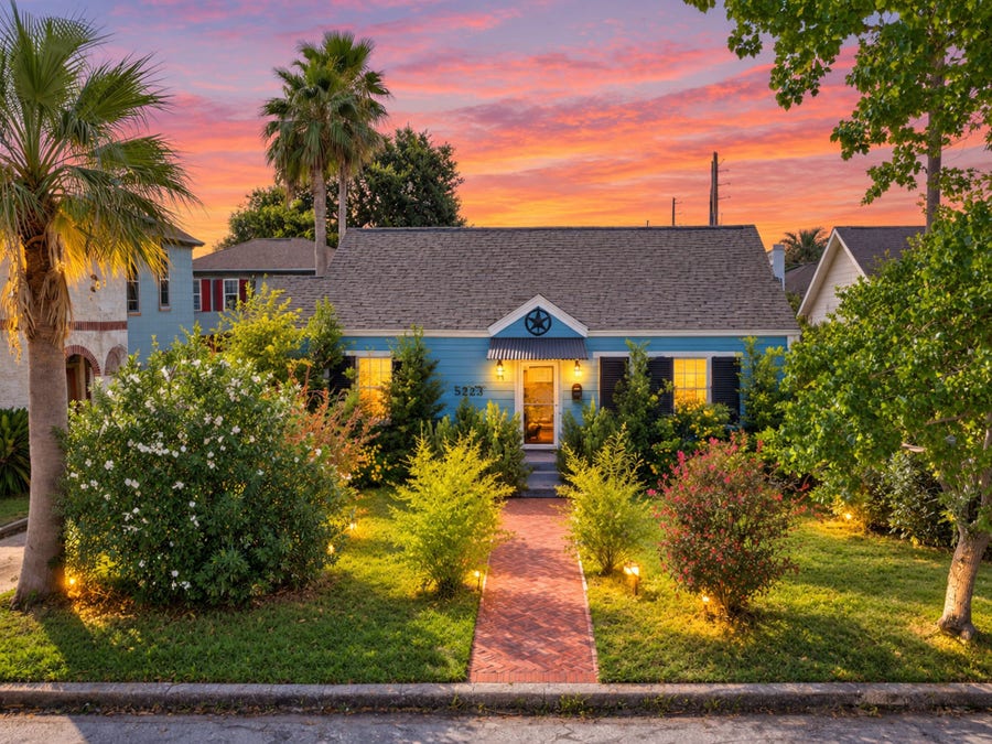 Property photo for 5223 Avenue O, Galveston, TX