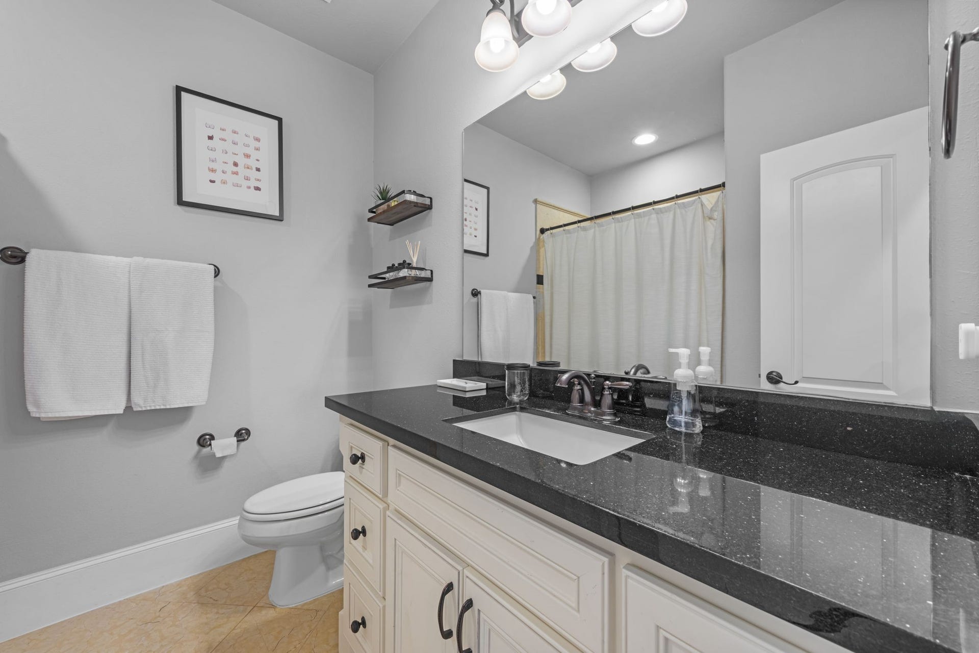 Private full bathroom perfect for the 3rd upstairs bedroom